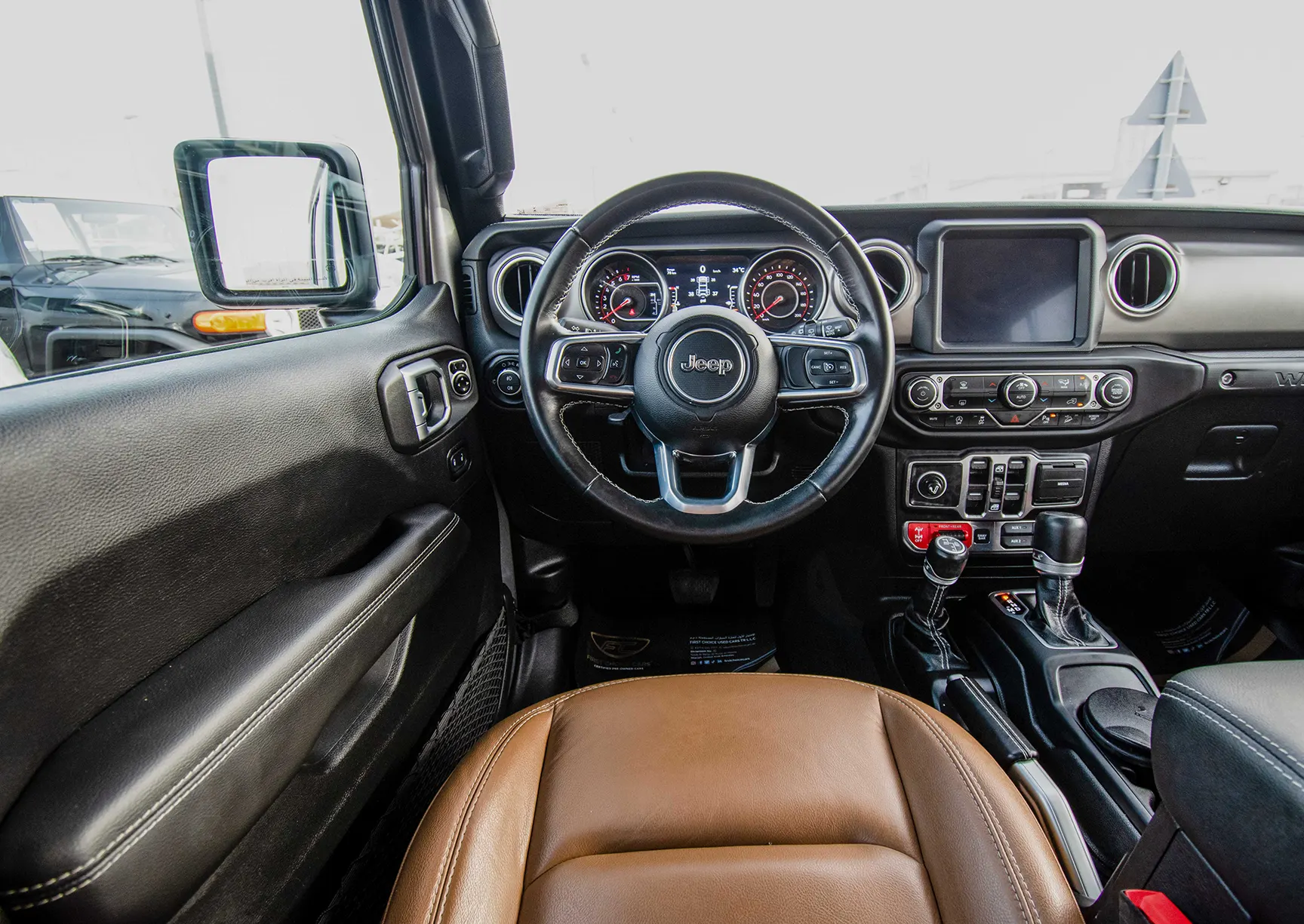 Used 2020 Jeep Wrangler Unlimited Rubicon Silver – Steering Wheel & Instrument Cluster at First Choice Cars Sharjah