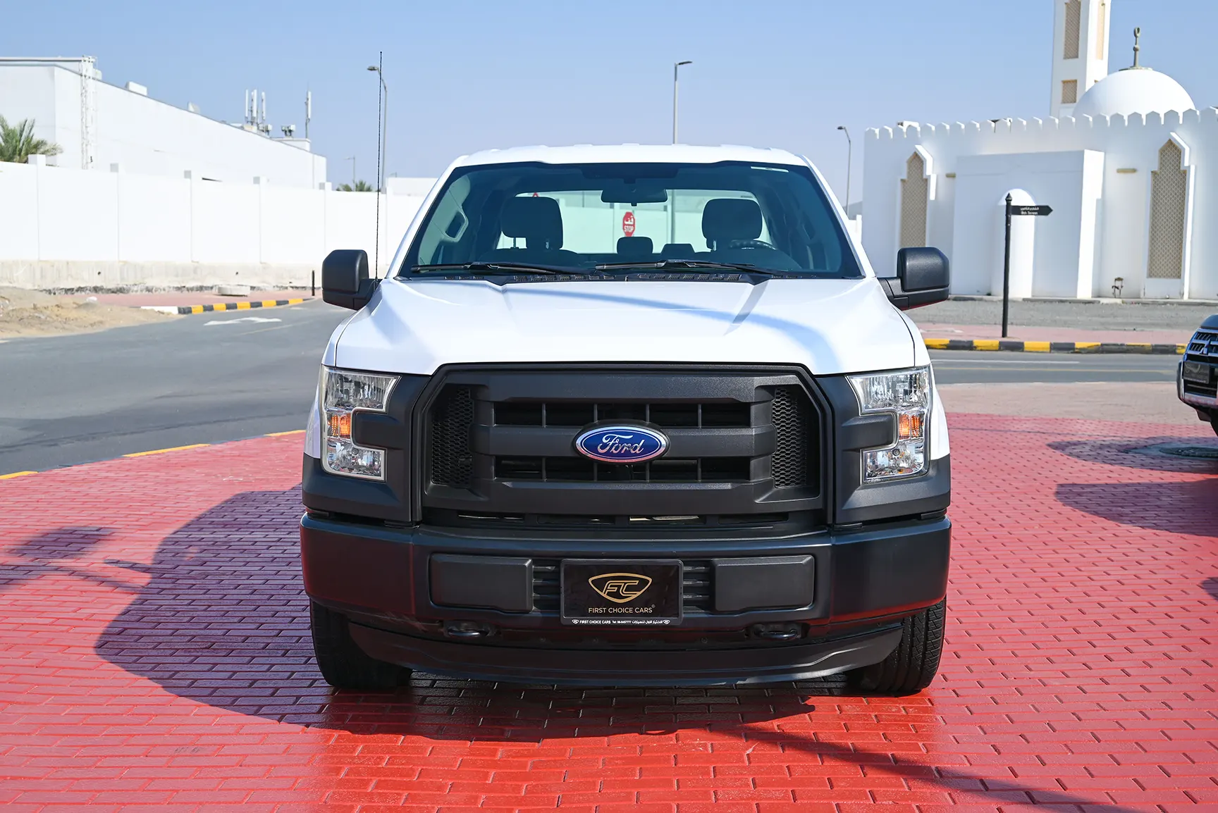 Used 2015 Ford F-Series Pickup F-150 XLT White – Front View at First Choice Cars Sharjah