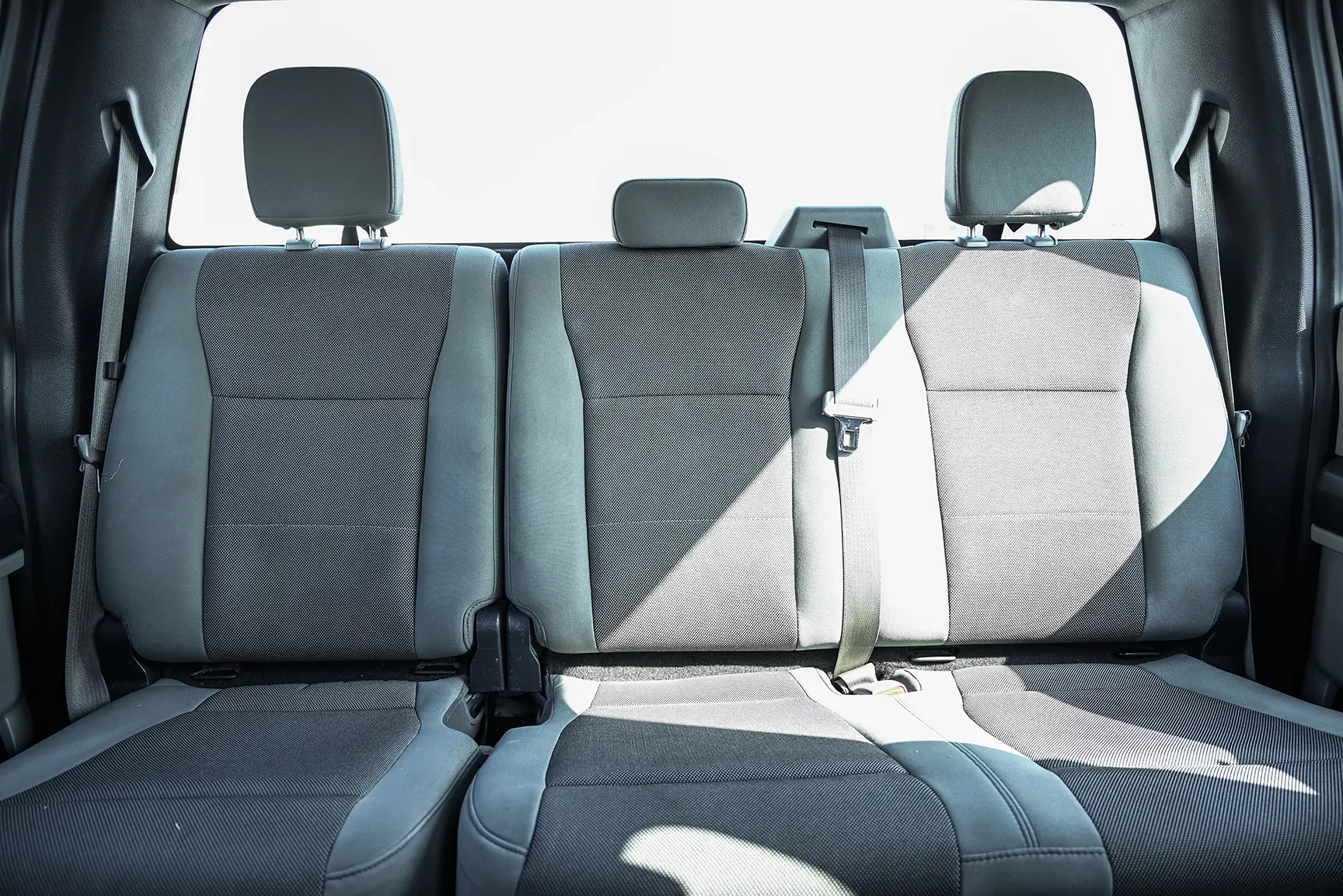 Used 2015 Ford F-Series Pickup F-150 XLT White – Rear Seat View at First Choice Cars Sharjah