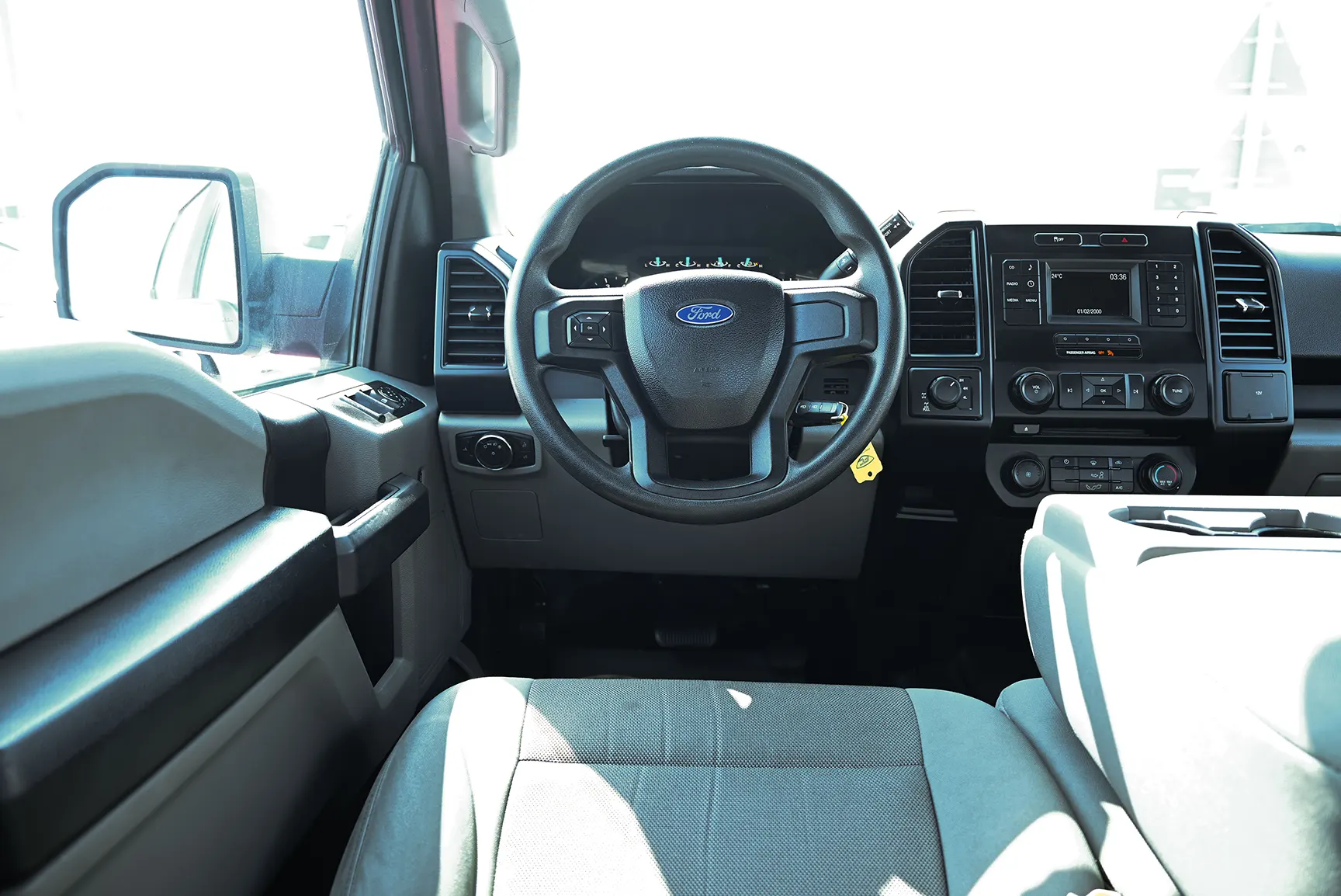Used 2016 Ford F-150 XL in White – Steering Wheel & Instrument Cluster