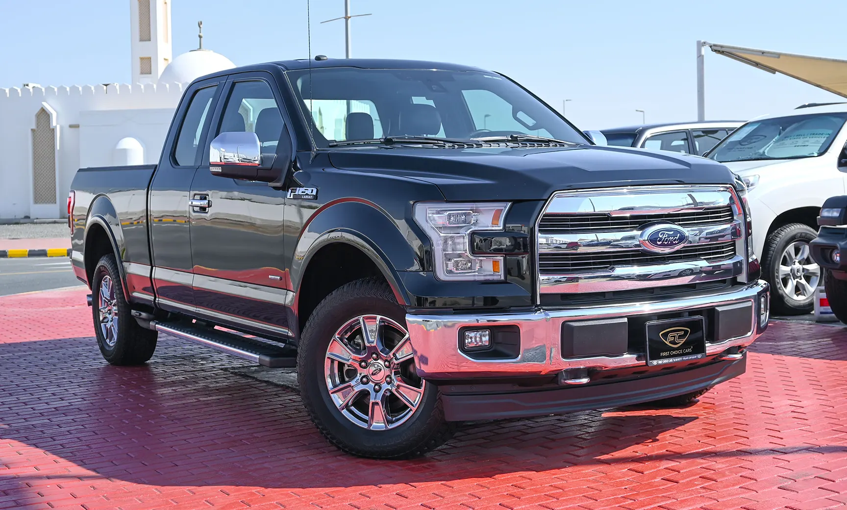 Used 2017 Ford F-Series Pickup F-150 Lariat Sport Edition in Black – Right Front Diagonal (45°) View for Sale at First Choice Cars Dubai Sharjah