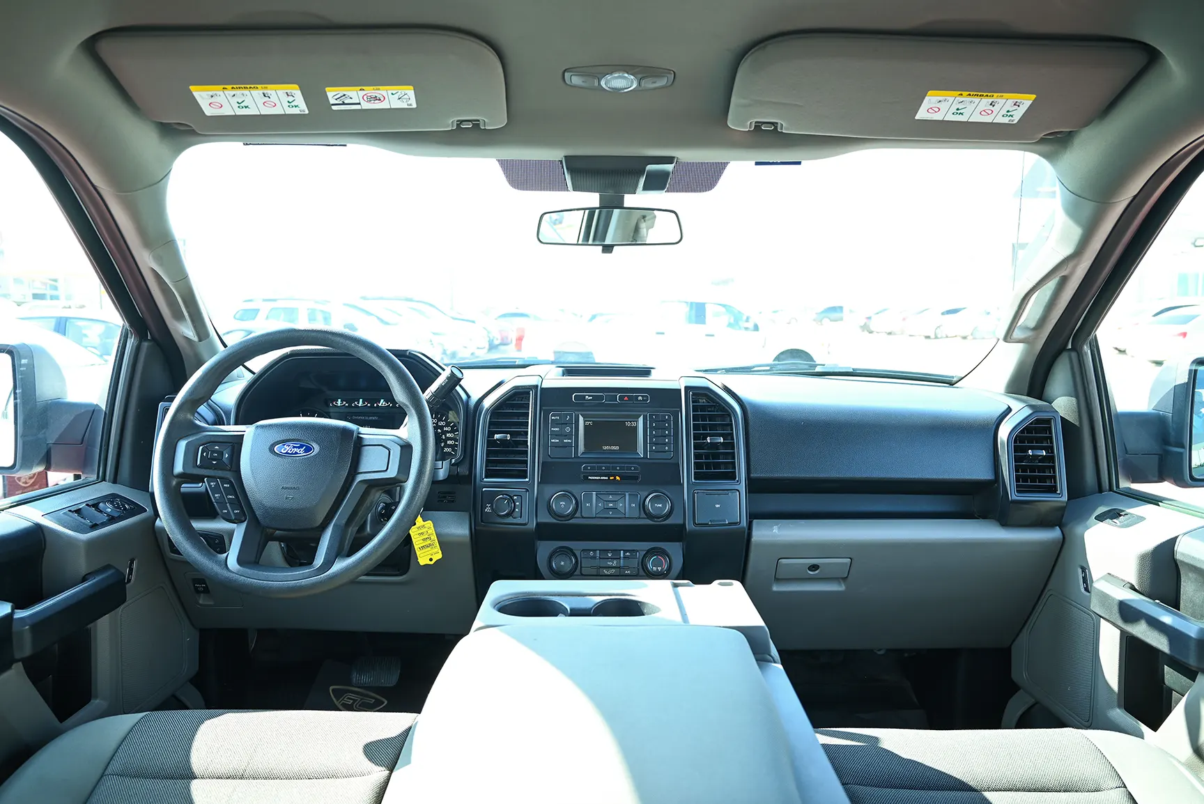 Used 2020 Ford F-Series Pickup F-150 XLT White – Front Cabin / Dashboard Full View at First Choice Cars Sharjah