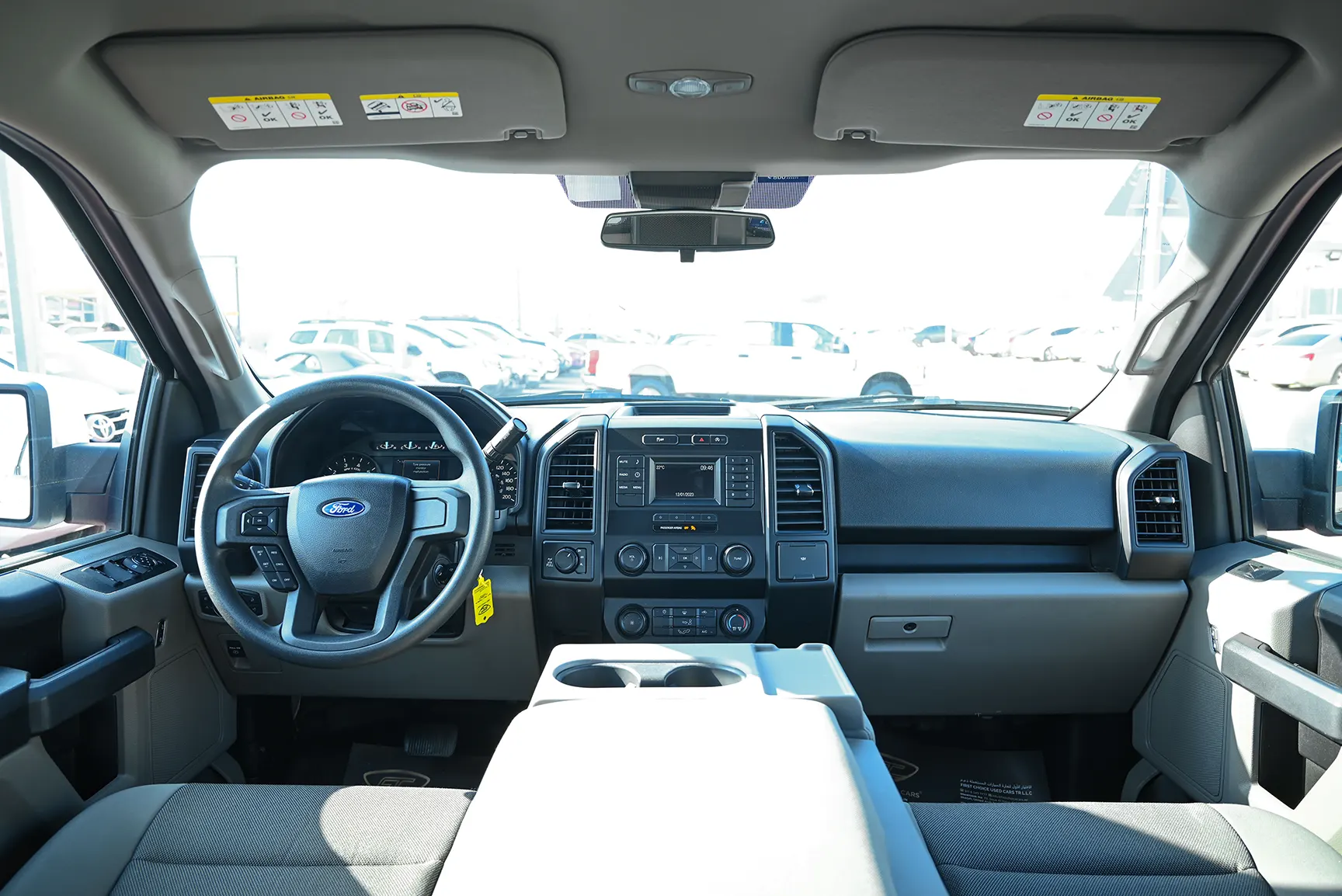 Used 2020 Ford F-Series Pickup F-150 XLT White – Front Cabin / Dashboard Full View at First Choice Cars Sharjah