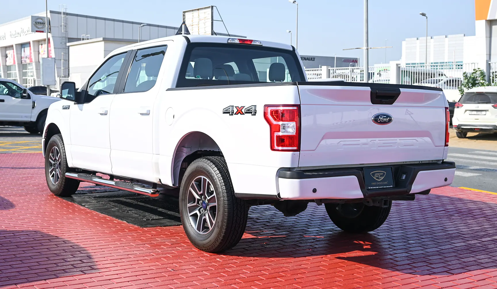 Used 2020 Ford F-Series Pickup F-150 XLT White – Left Back Diagonal (45°) View at First Choice Cars Sharjah
