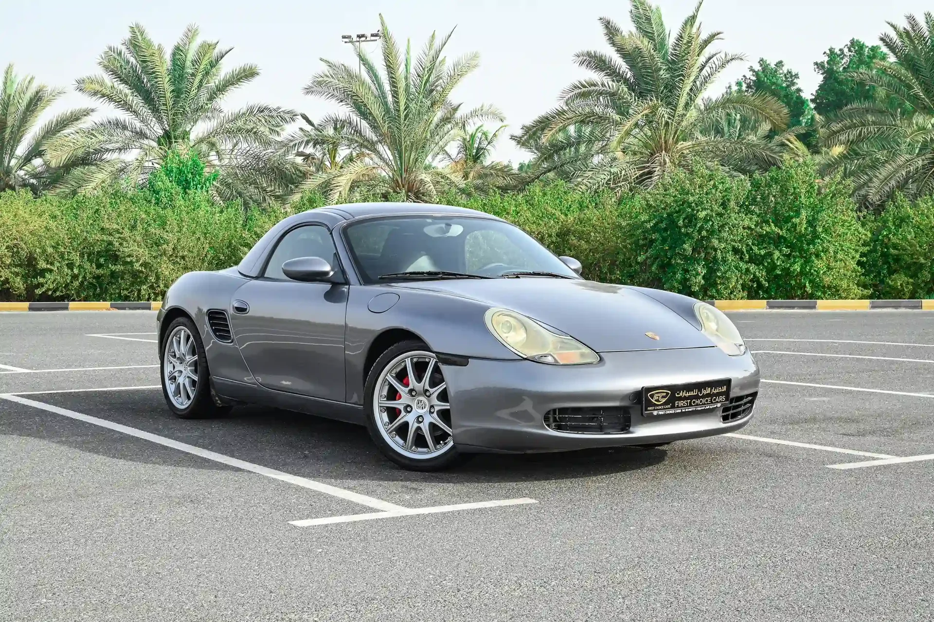 Used 2004 Porsche Boxster S Variant in Silver – Right Front Diagonal (45°) View for Sale at First Choice Cars Dubai Sharjah