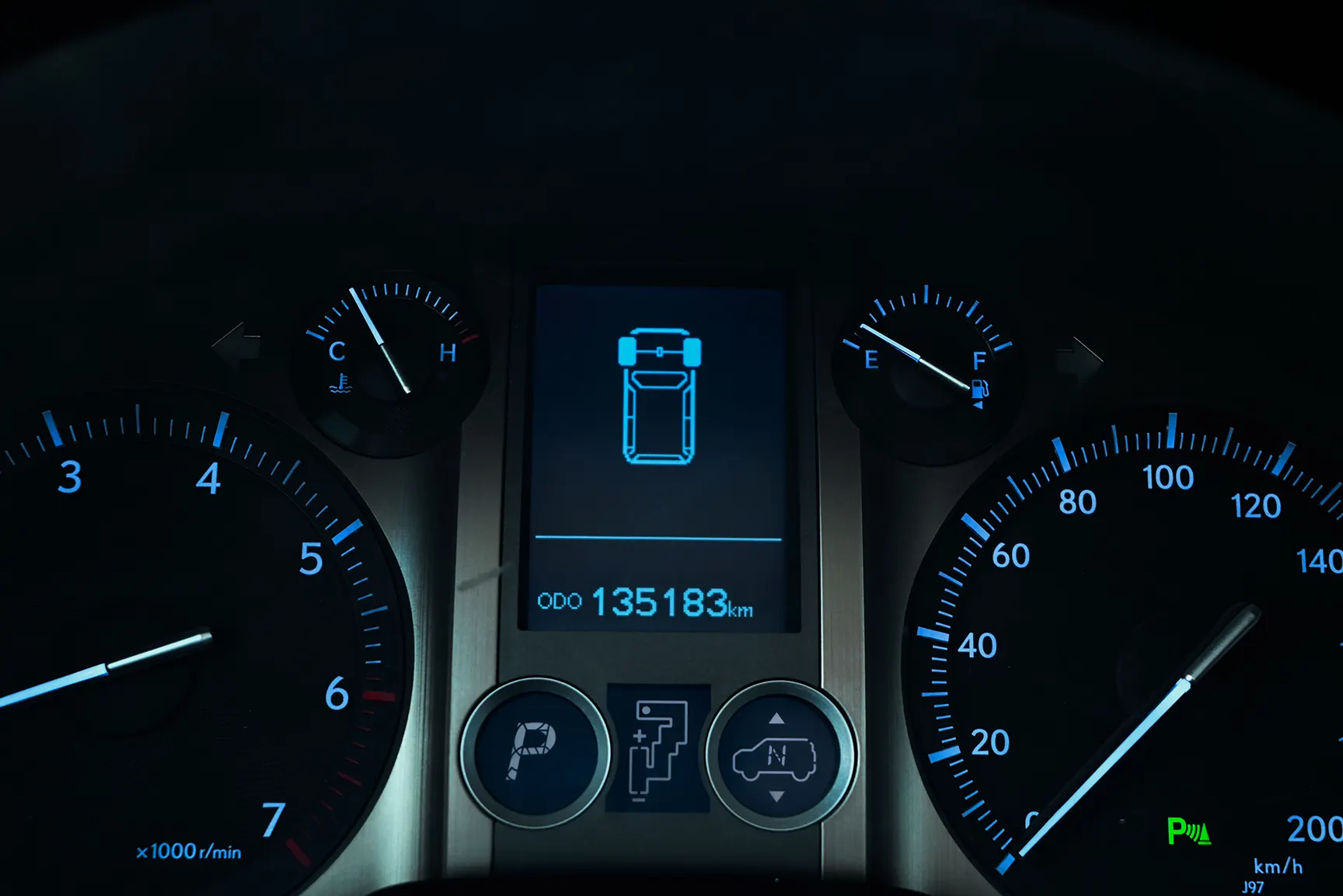 Used 2010 Lexus GX 460 Platinum in White – Odometer / Mileage Reading View