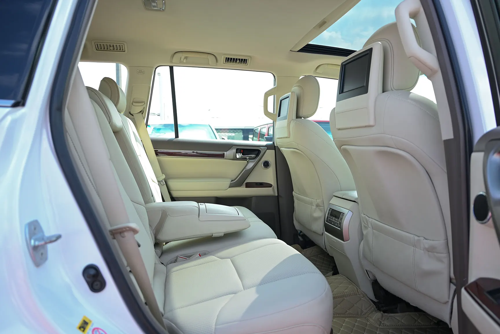 Used 2010 Lexus GX-Series GX 460 Platinum White – Rear Passenger Side Cabin View at First Choice Cars Sharjah