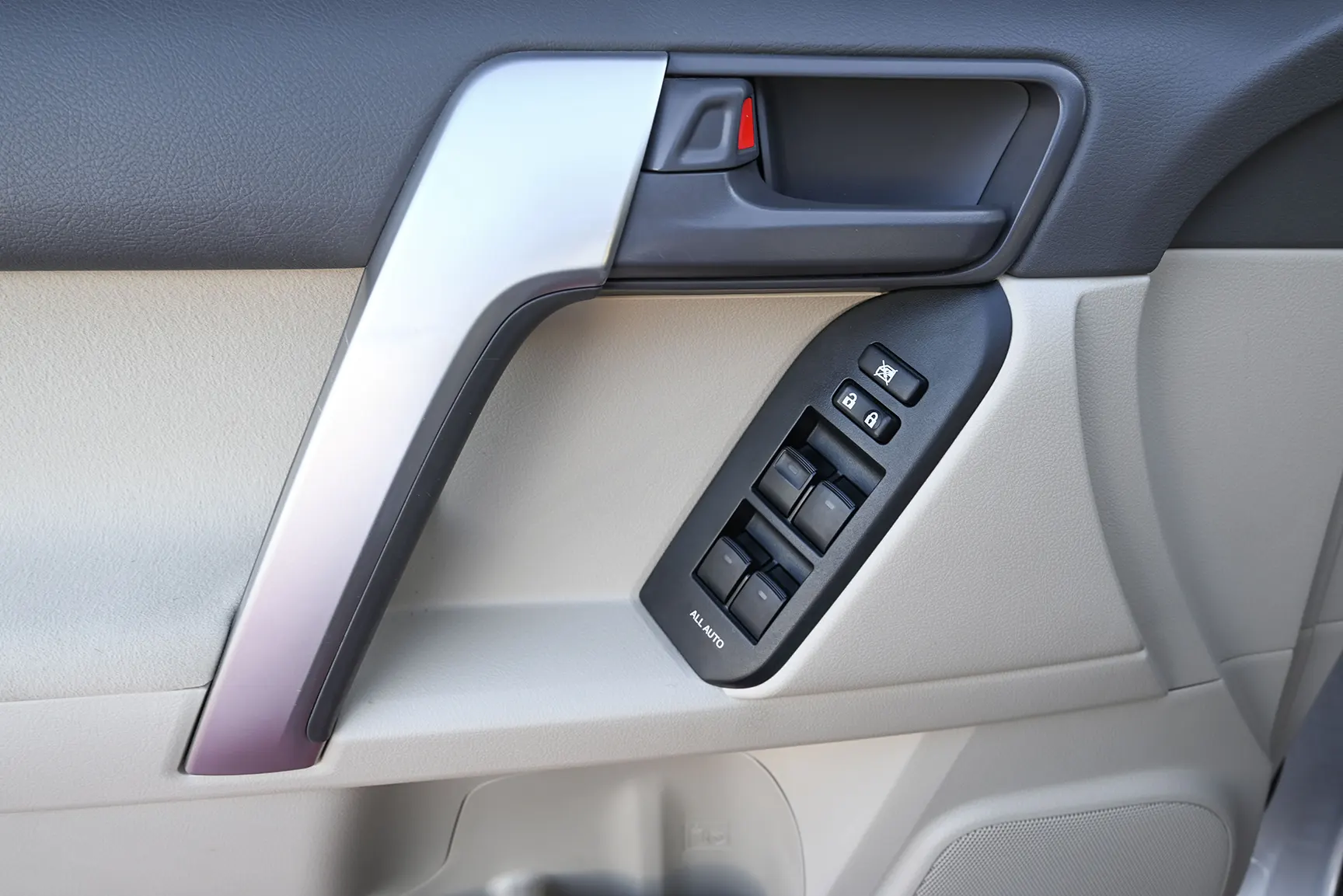 Used 2021 Toyota Prado GXR White – Driver Door Panel Full View at First Choice Cars Sharjah