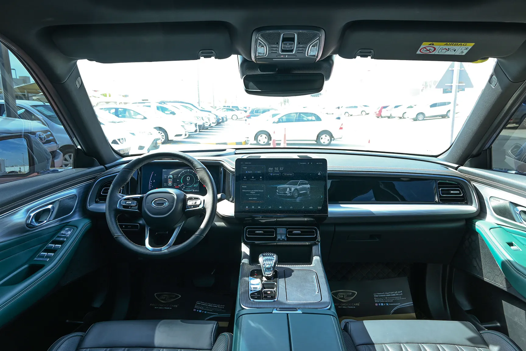 Used 2023 GAC GS8 GX Silver – Front Cabin / Dashboard Full View at First Choice Cars Sharjah