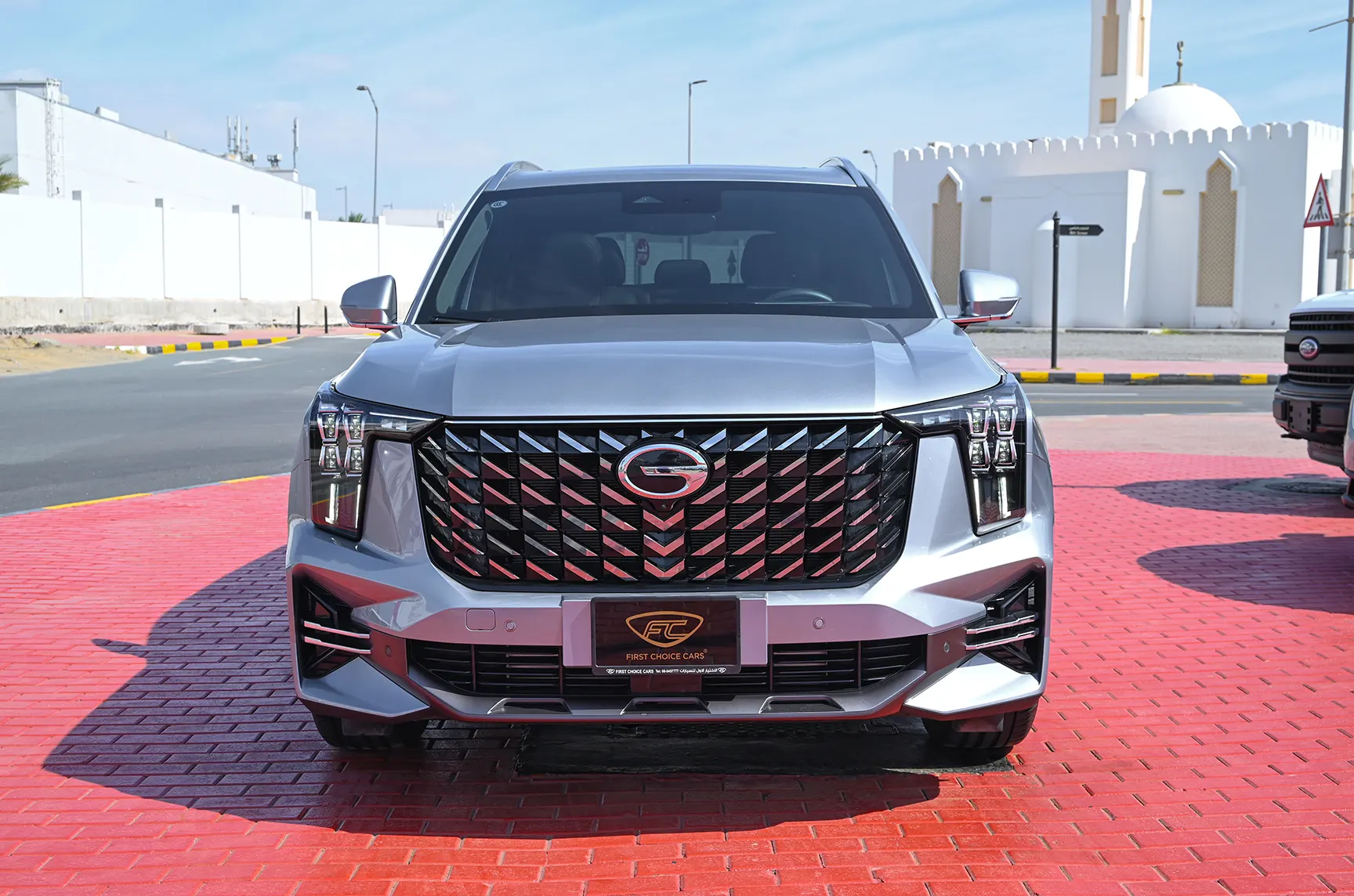 Used 2023 GAC GS8 GX Silver – Front View at First Choice Cars Sharjah