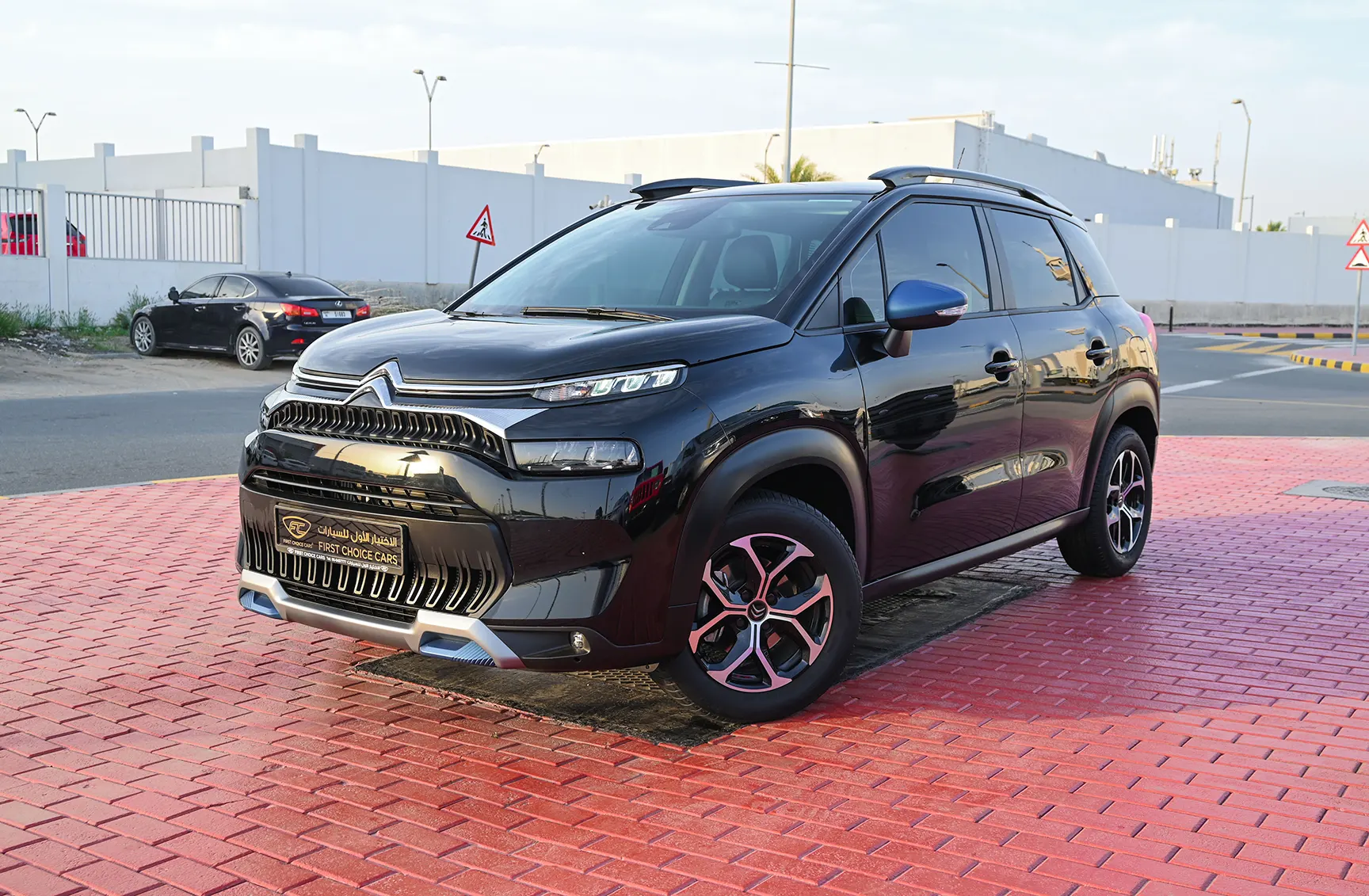 Used 2022 Citroen C3 Aircross Live Black – Left Front Diagonal (45°) View at First Choice Cars Sharjah