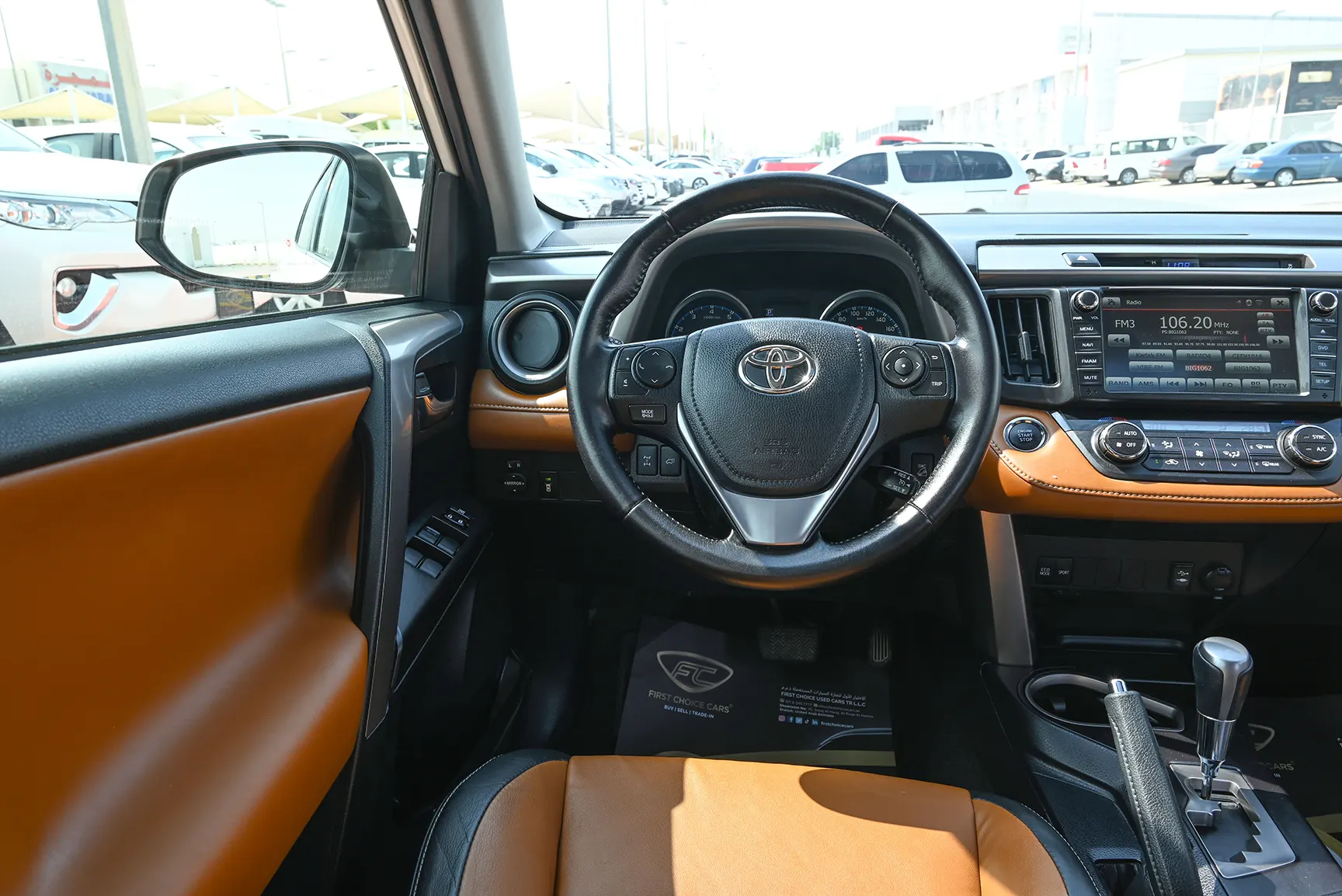 Used 2017 Toyota RAV4 VXR in White – Steering Wheel & Instrument Cluster for Sale at First Choice Cars Dubai Sharjah
