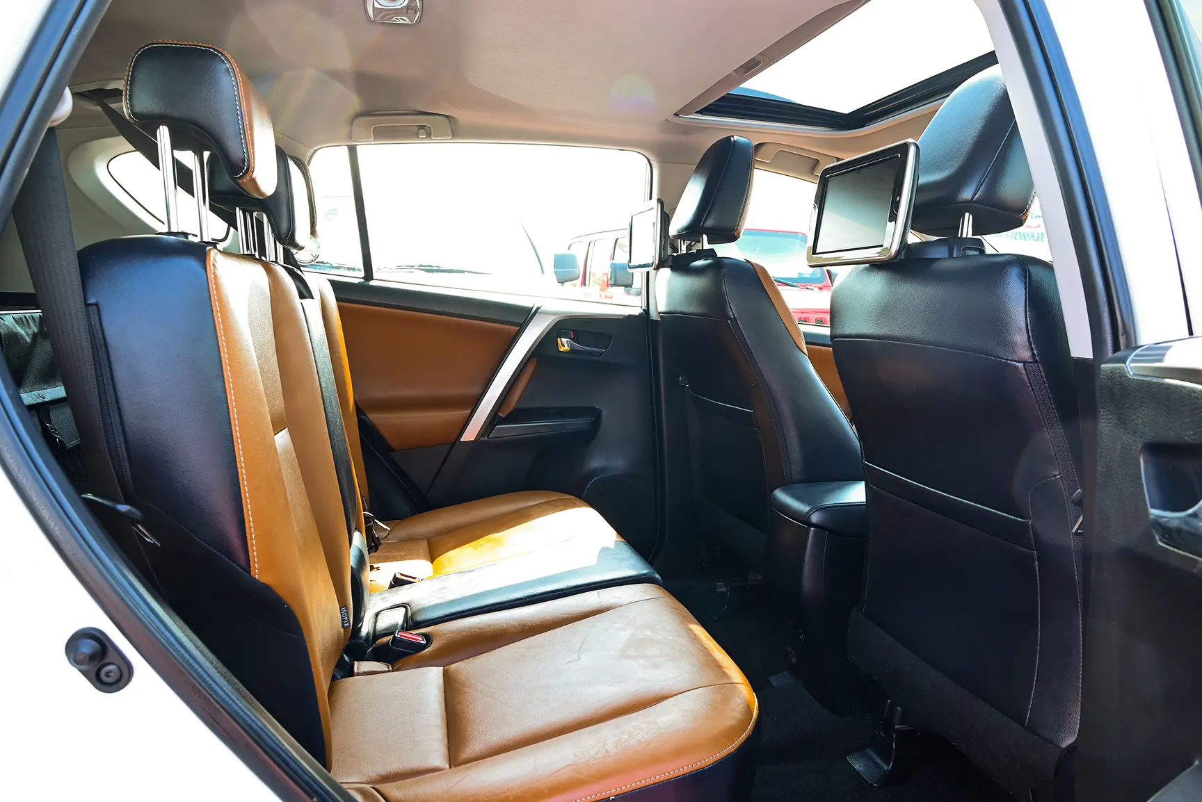 Used 2017 Toyota RAV4 VXR in White – Rear Passenger Side Cabin View for Sale at First Choice Cars Dubai Sharjah