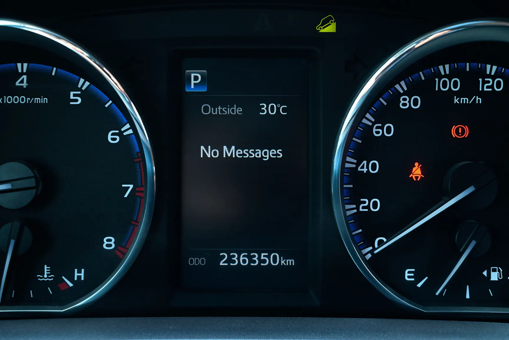 Used 2017 Toyota RAV4 VXR in White – Odometer / Mileage Reading View for Sale at First Choice Cars Dubai Sharjah