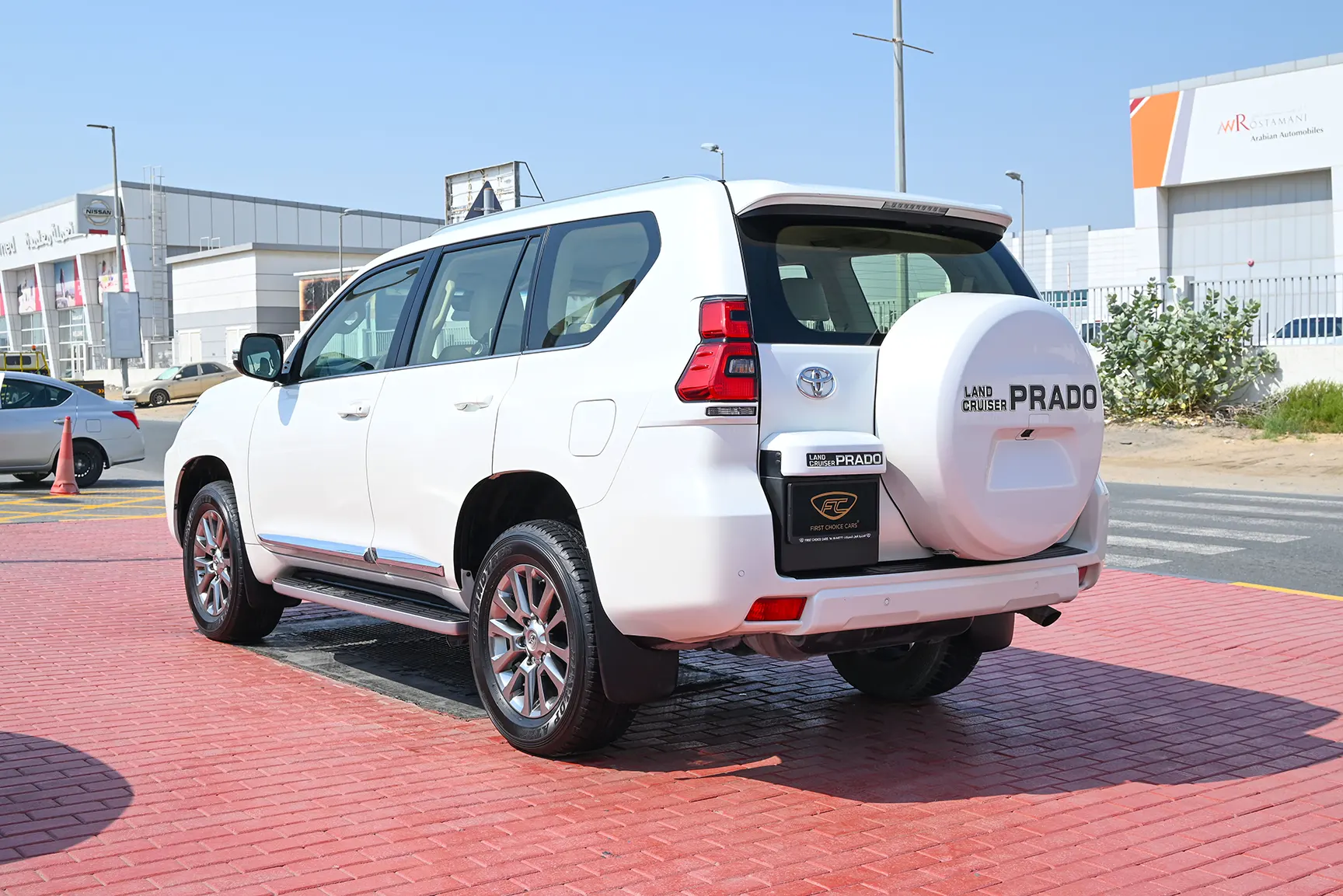 Used 2019 Toyota Prado Limited White – Left Back Diagonal (45°) View at First Choice Cars Sharjah