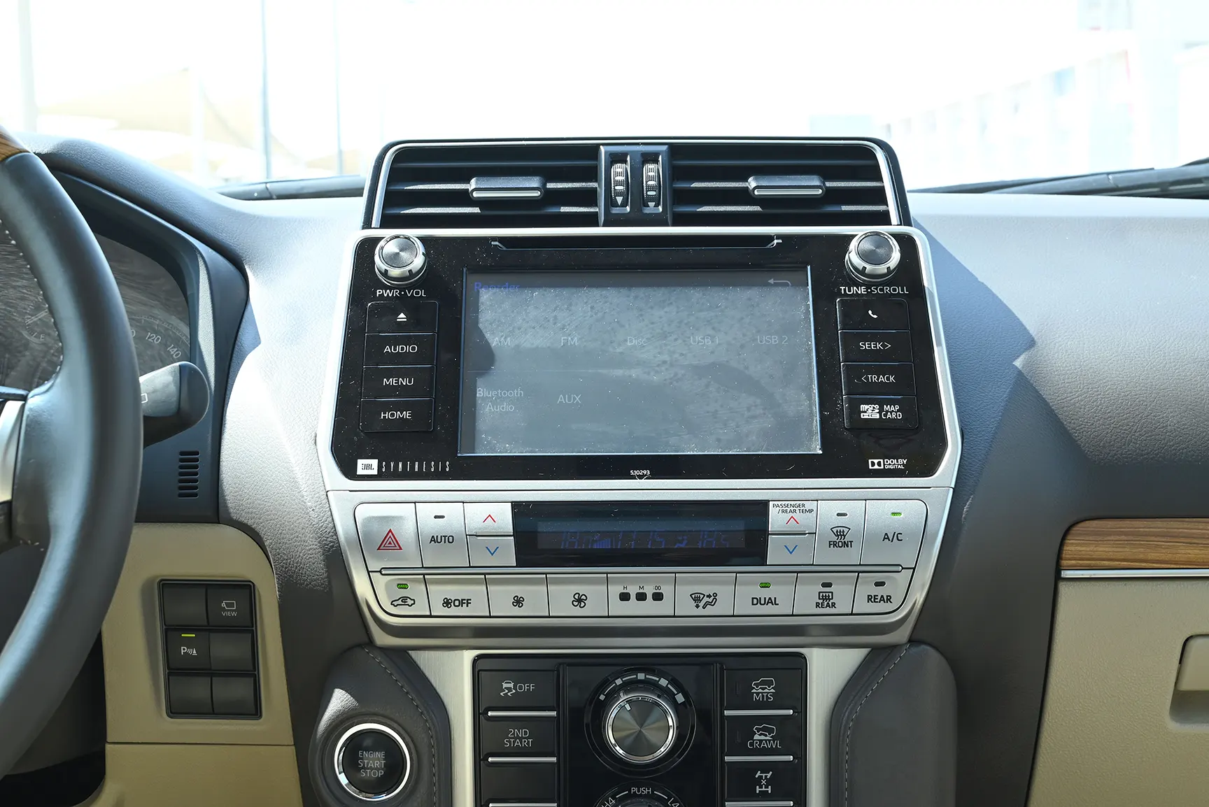 Used 2019 Toyota Prado Limited White – Infotainment / Touchscreen System at First Choice Cars Sharjah