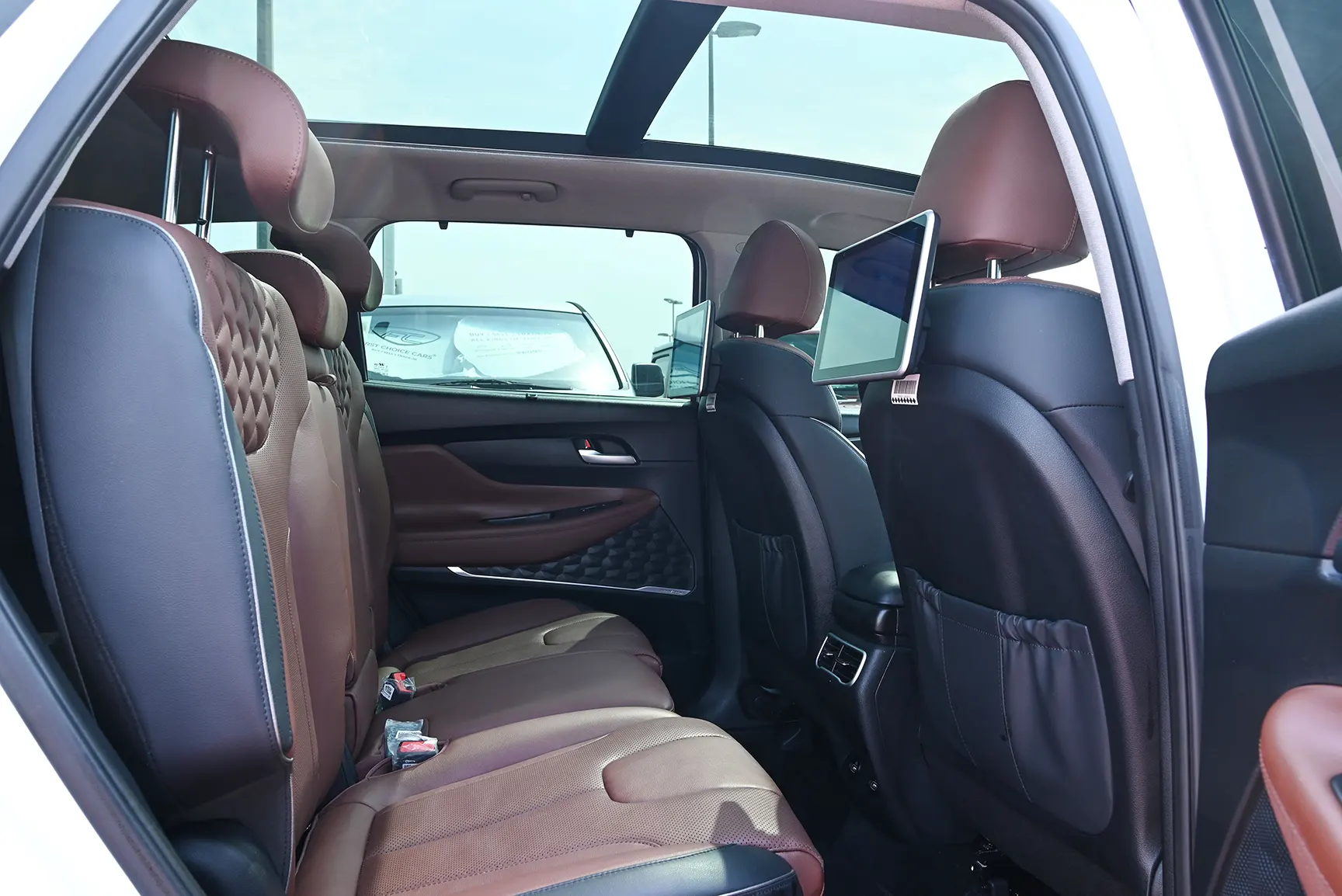 Used 2022 Hyundai Santa Fe GLS Premium White – Rear Passenger Side Cabin View at First Choice Cars Sharjah