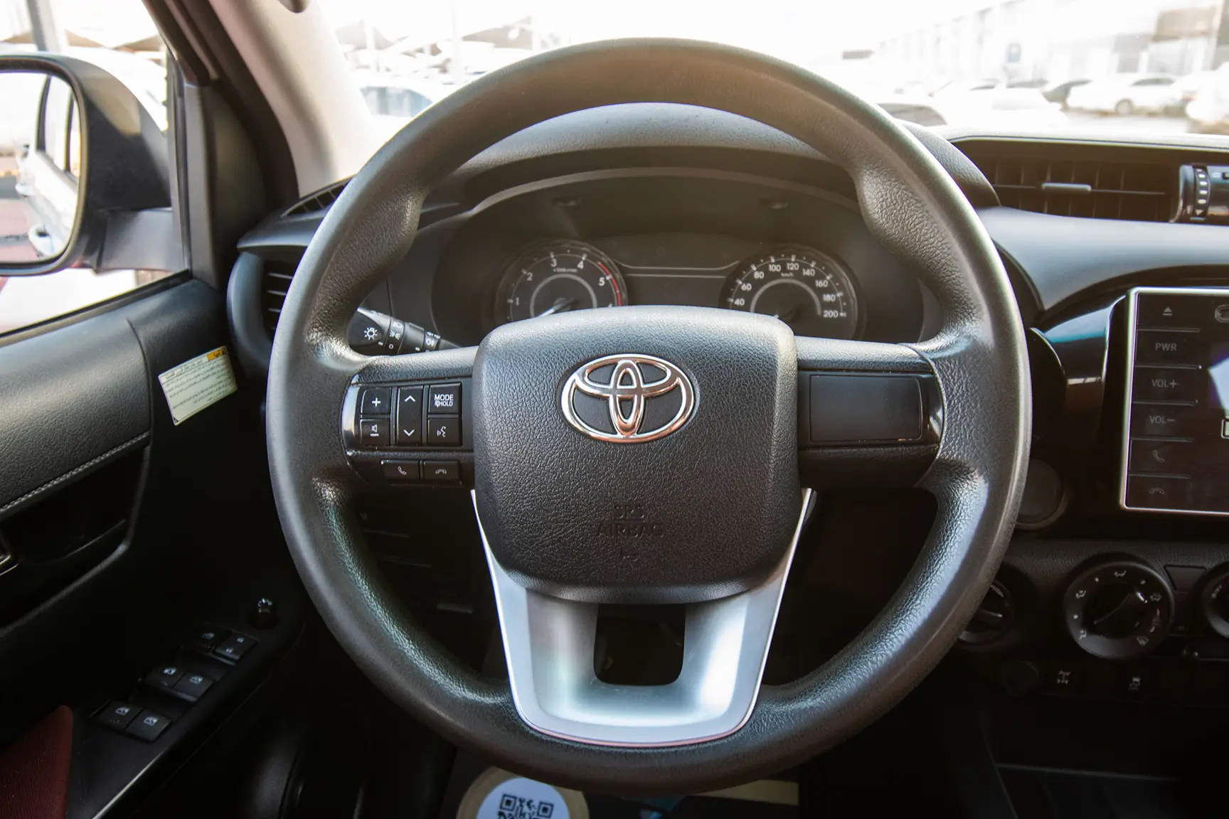 Toyota Hilux Hilux DLS DOUBLE CABIN 2.4L 4X4 (DIESEL) 2017