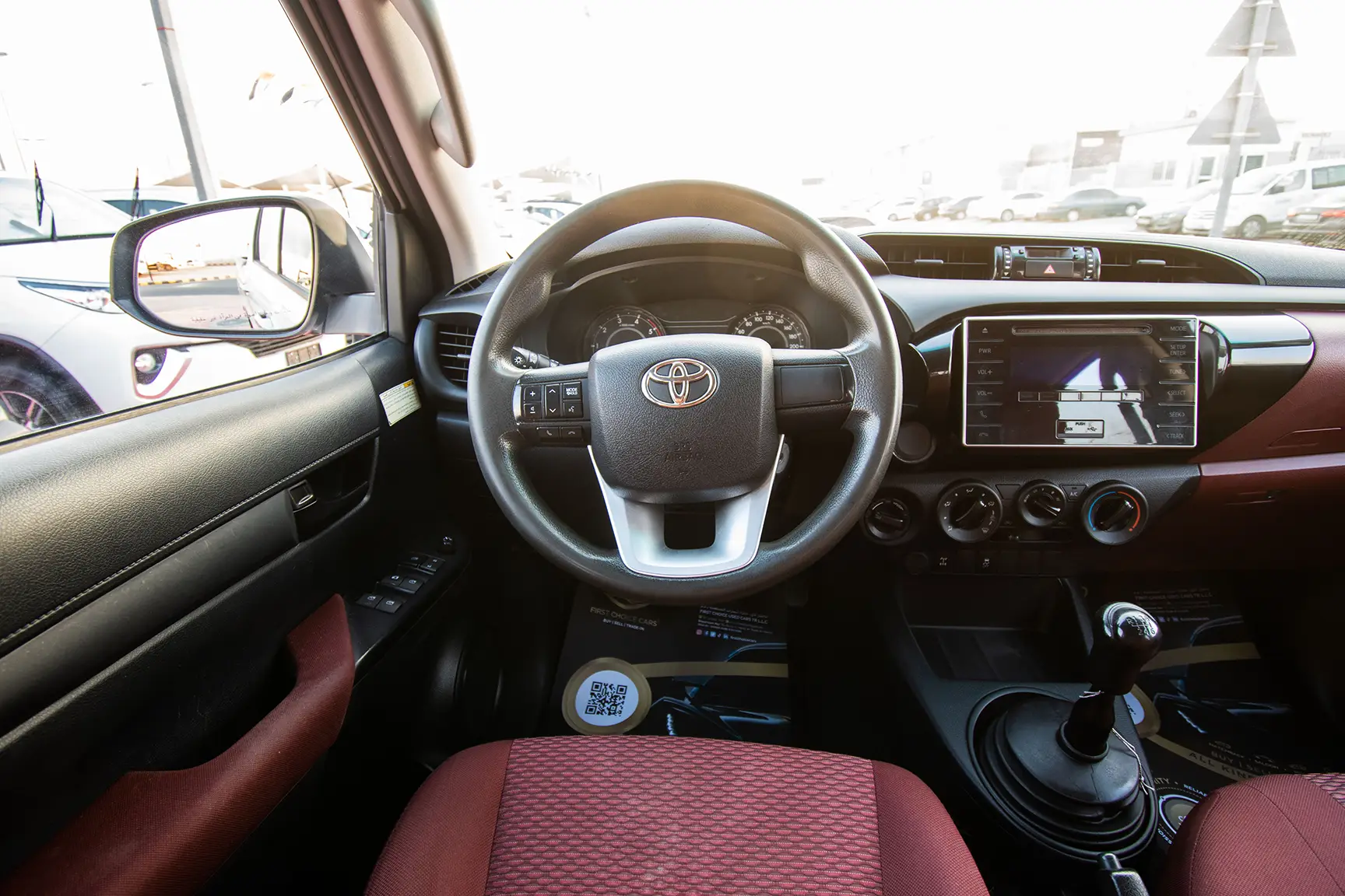 Used 2017 Toyota Hilux DLS Double Cabin White – Steering Wheel & Instrument Cluster at First Choice Cars Sharjah