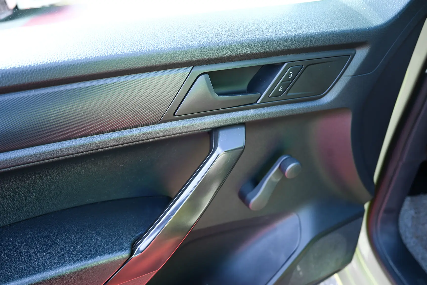 Used 2019 Volkswagen Caddy Delivery Van Green – Driver Door Panel Full View at First Choice Cars Sharjah