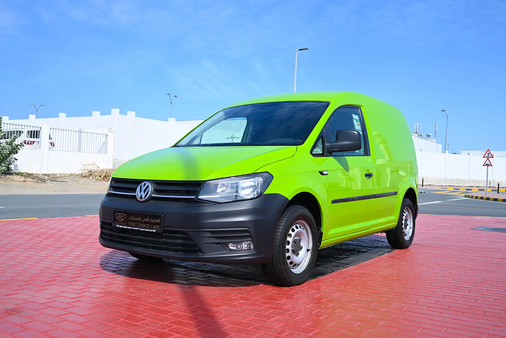 Used 2019 Volkswagen Caddy Delivery Van Green – Left Front Diagonal (45°) View at First Choice Cars Sharjah