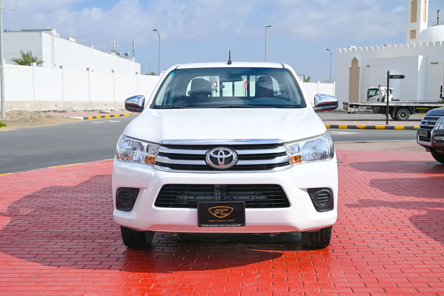Used 2017 Toyota Hilux GL Double Cabin in White – Front View for Sale at First Choice Cars Dubai Sharjah