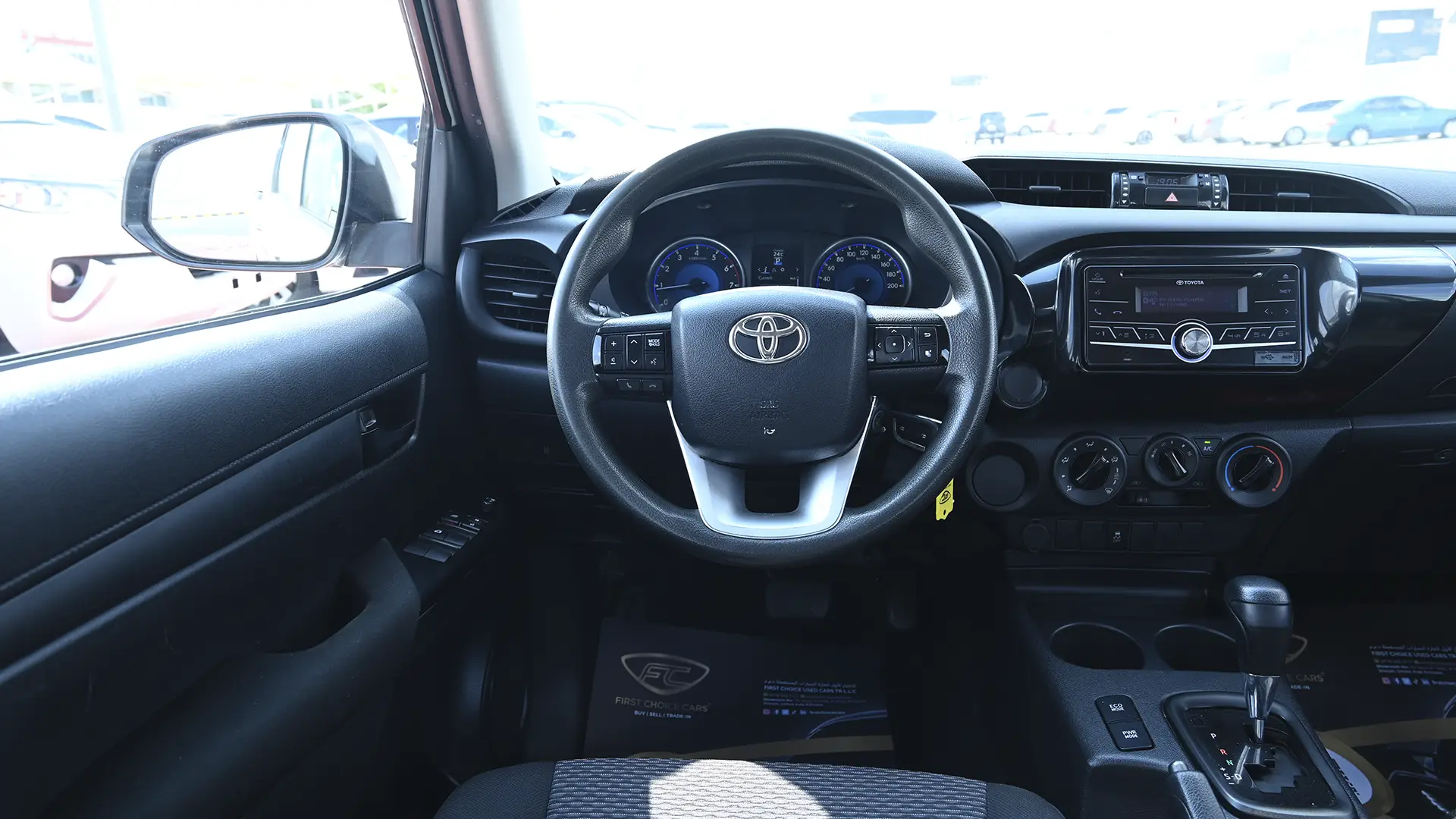 Used 2019 Toyota Hilux GL Double Cabin in White – Steering Wheel & Instrument Cluster for Sale at First Choice Cars Dubai Sharjah