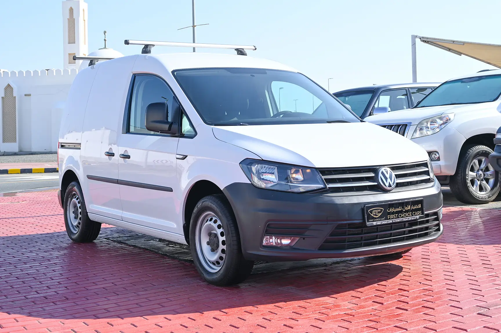 Used 2016 Volkswagen Caddy Delivery Van White – Right Front Diagonal (45°) View at First Choice Cars Sharjah