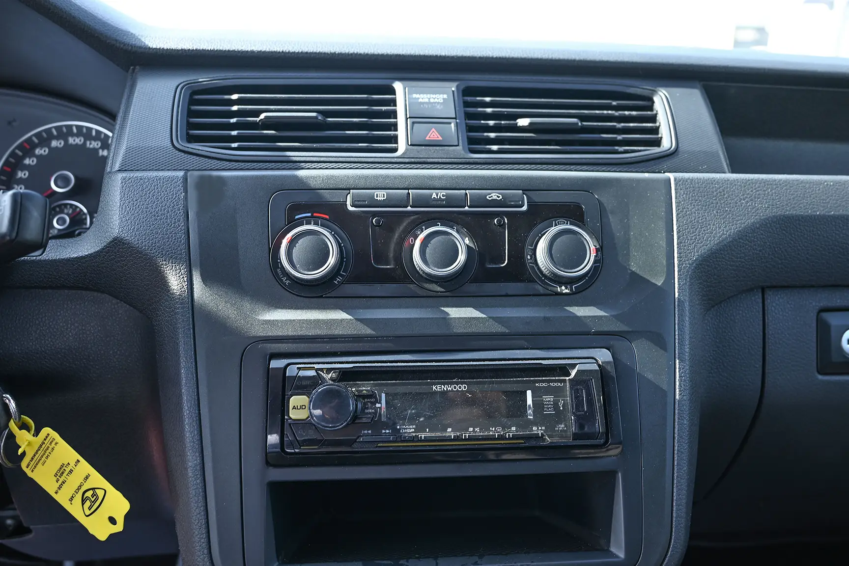 Used 2016 Volkswagen Caddy Delivery Van White – Infotainment / Touchscreen System at First Choice Cars Sharjah