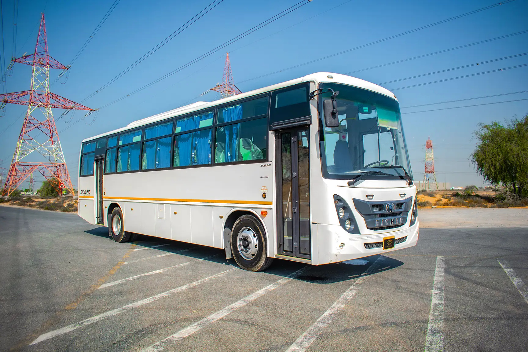Used 2019 Eicher Skyline Bus 58-Seater White – Right Front Diagonal (45°) View at First Choice Cars Sharjah