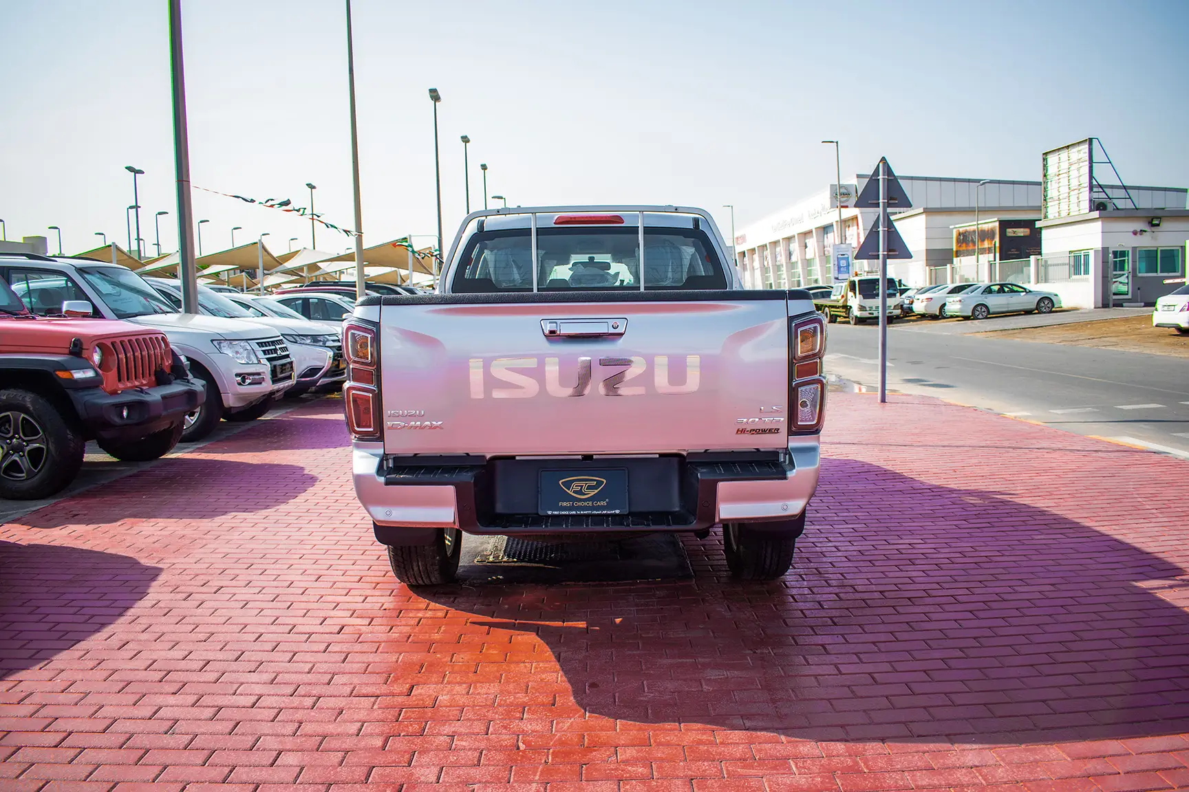 Used 2022 Isuzu D-MAX LS Silver – Back/Rear View at First Choice Cars Sharjah