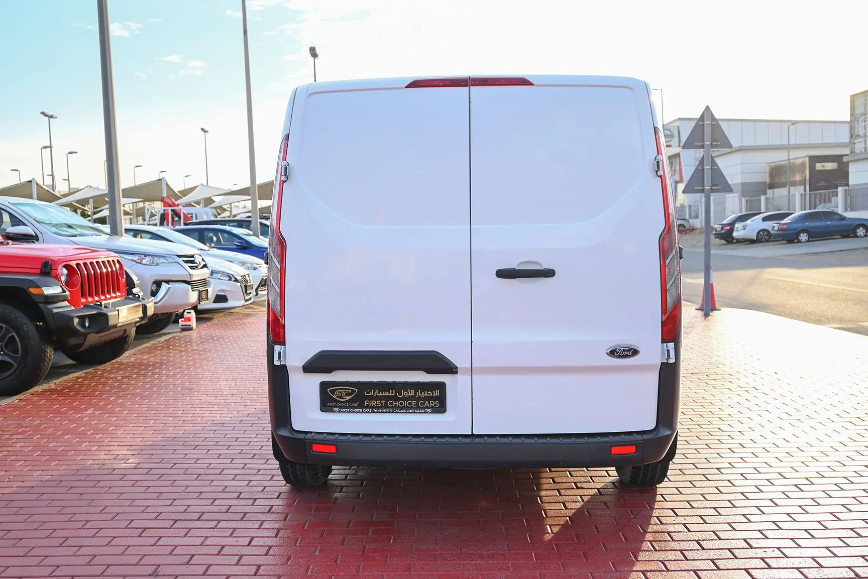 Used 2018 Ford Transit Custom Standard Roof in White – Back/Rear View