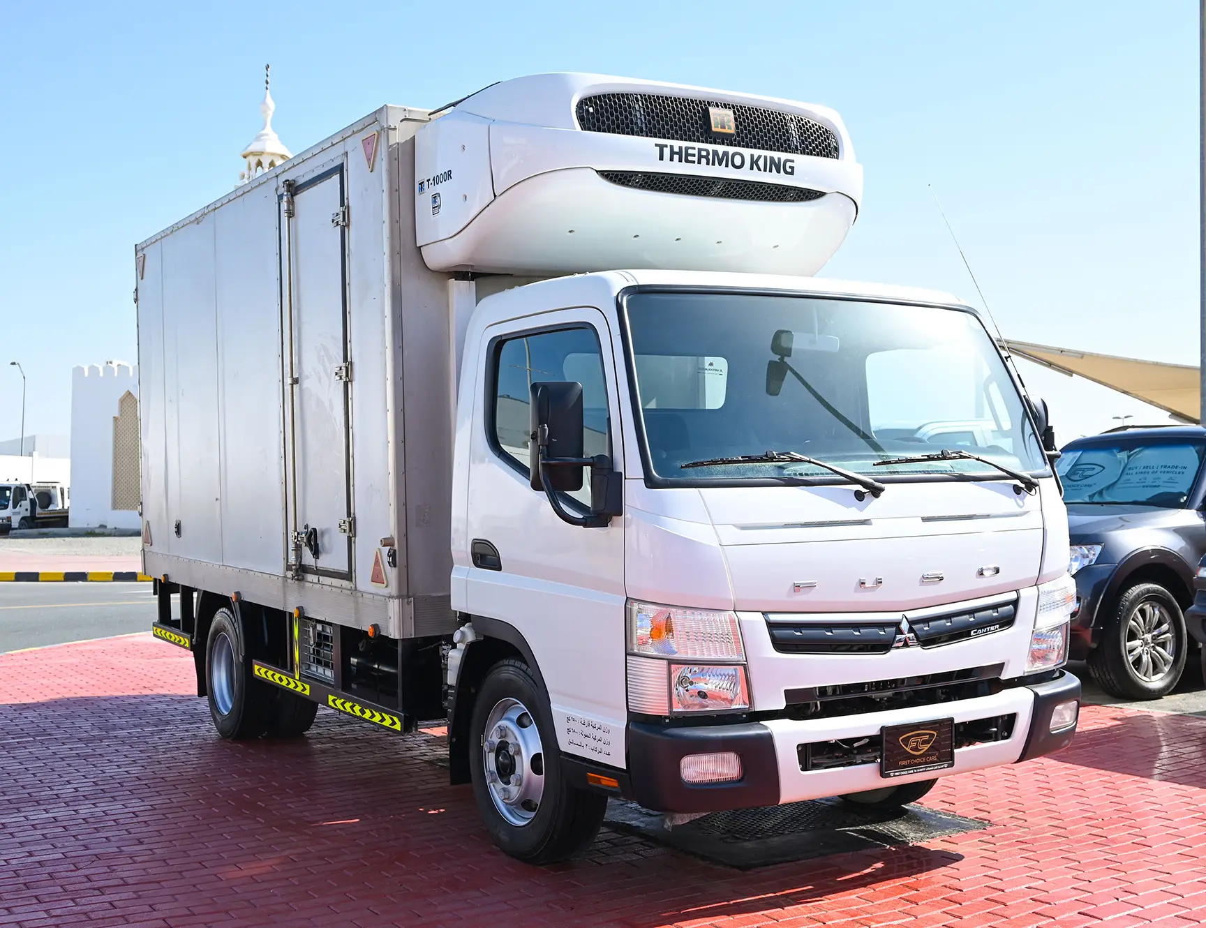 Used 2022 Mitsubishi Canter Freezer Box White – Right Back Diagonal (45°) View at First Choice Cars Sharjah
