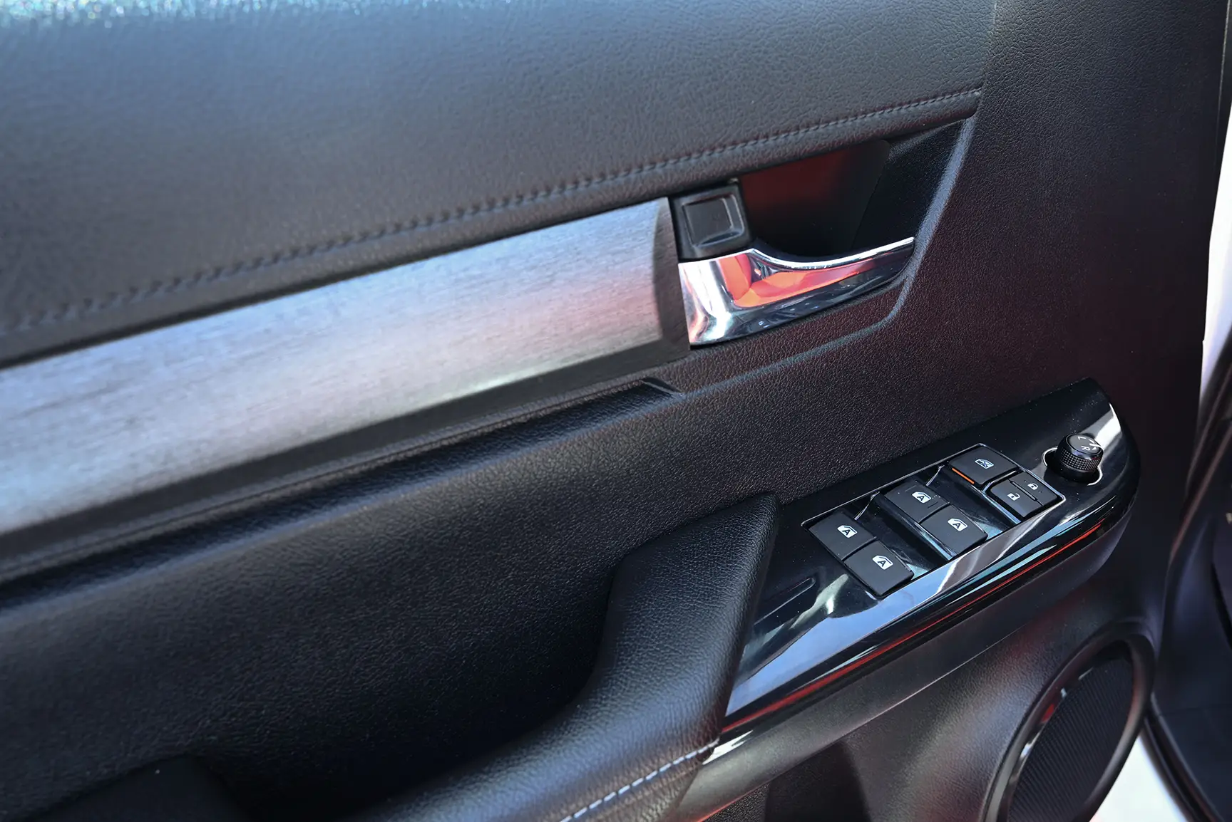 Used 2020 Toyota Hilux Adventure Double Cabin White – Driver Door Panel Full View at First Choice Cars Sharjah