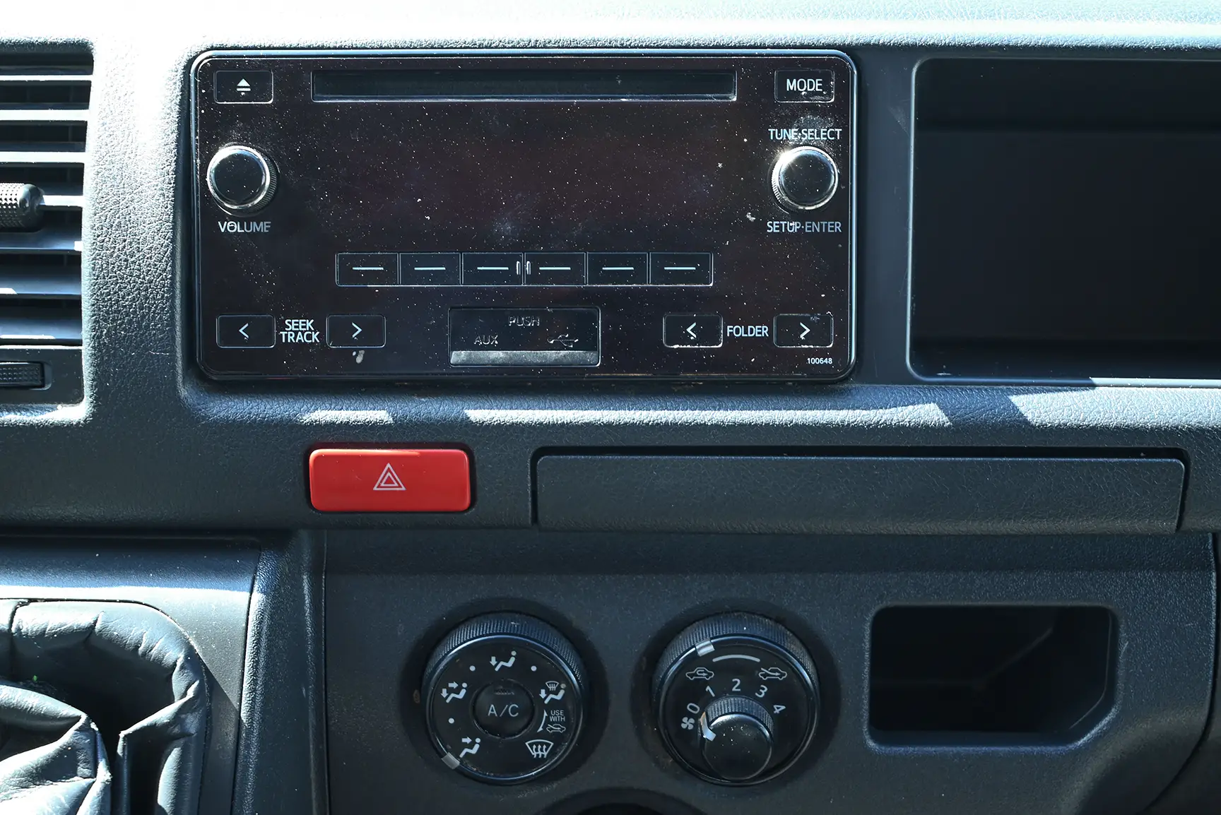 Used 2018 Toyota Hiace GLX High Roof White – Infotainment / Touchscreen System at First Choice Cars Sharjah