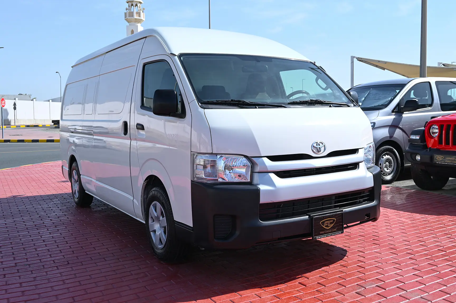 Used 2020 Toyota Hiace GL High Roof White – Right Front Diagonal (45°) View at First Choice Cars Sharjah