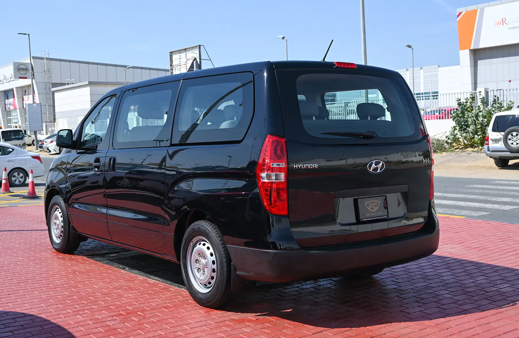 Used 2021 Hyundai H1 12-Seater Wagon Black – Left Back Diagonal (45°) View at First Choice Cars Sharjah