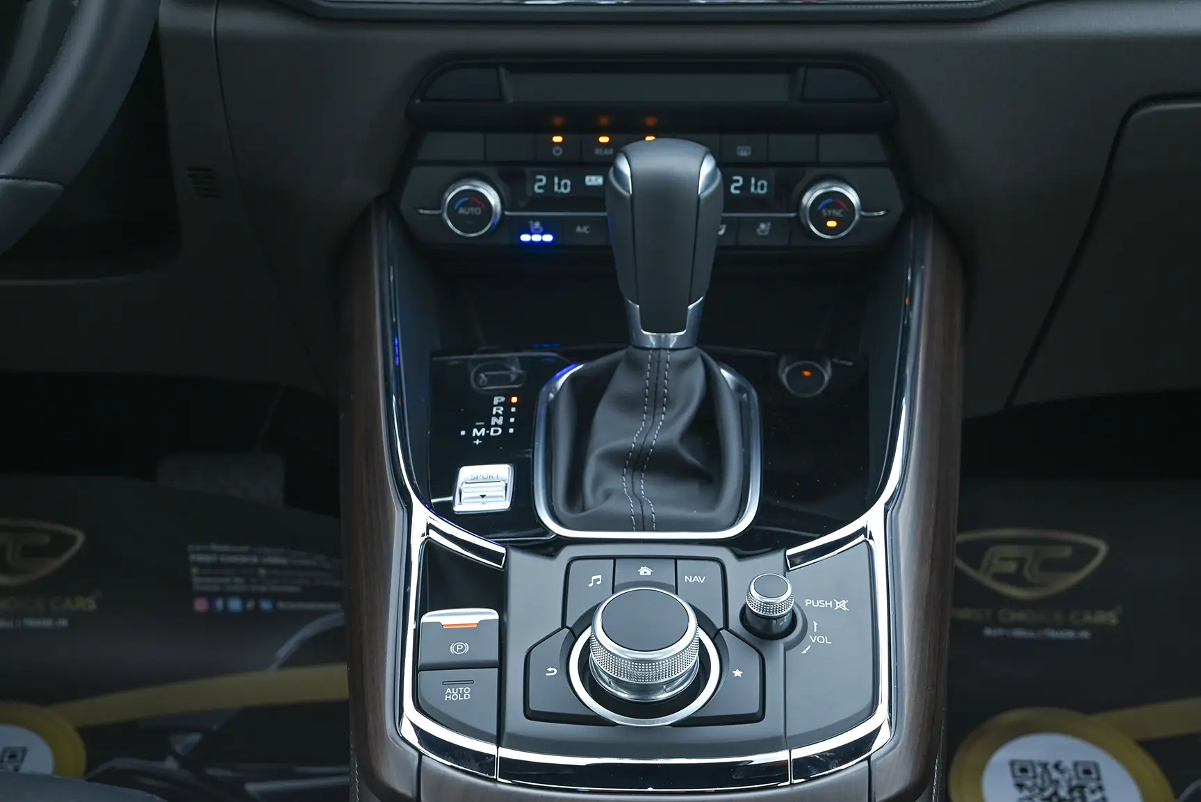 Used 2022 Mazda CX-9 Signature Edition Grey – Center Console & Gear Shifter at First Choice Cars Sharjah