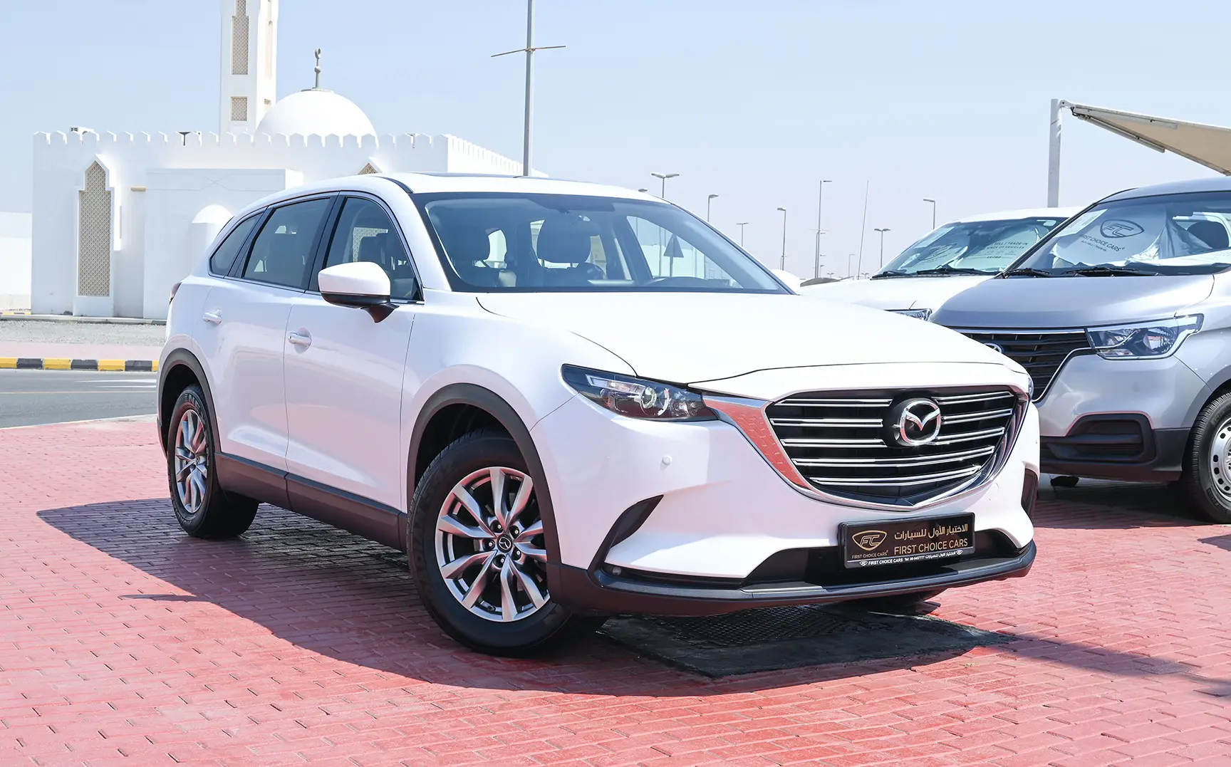 Used 2020 Mazda CX-9 GT White – Right Front Diagonal (45°) View at First Choice Cars Sharjah