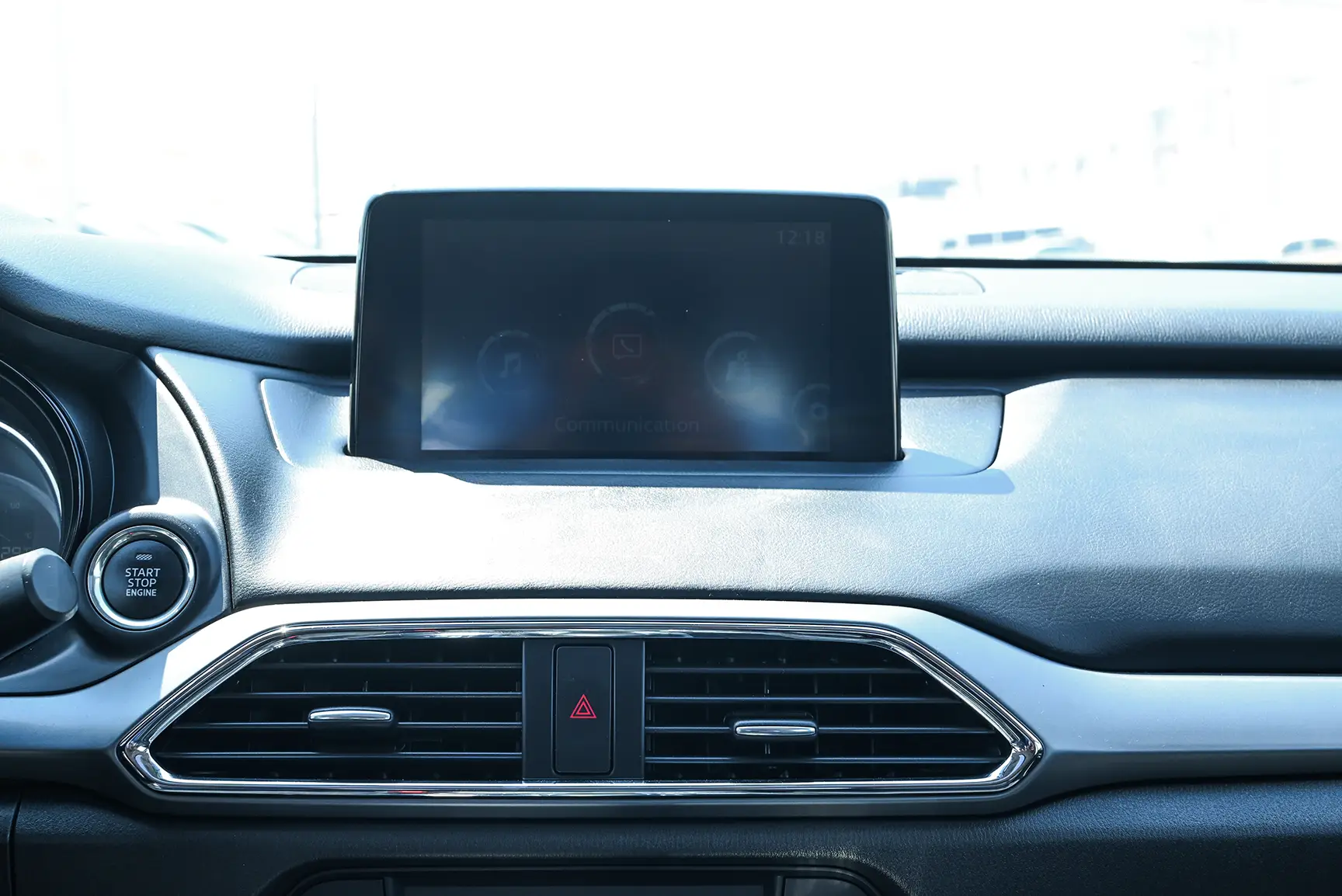 Used 2020 Mazda CX-9 GT White – Infotainment / Touchscreen System at First Choice Cars Sharjah