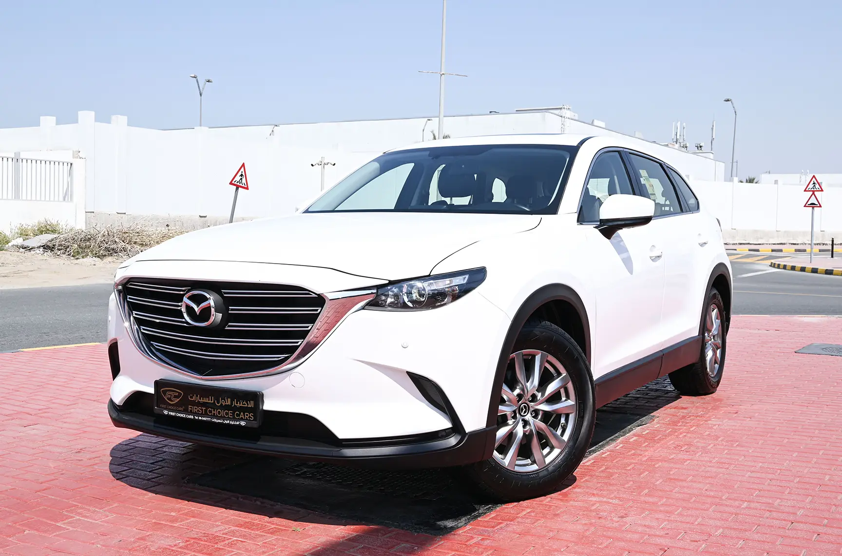 Used 2020 Mazda CX-9 GT White – Left Front Diagonal (45°) View at First Choice Cars Sharjah