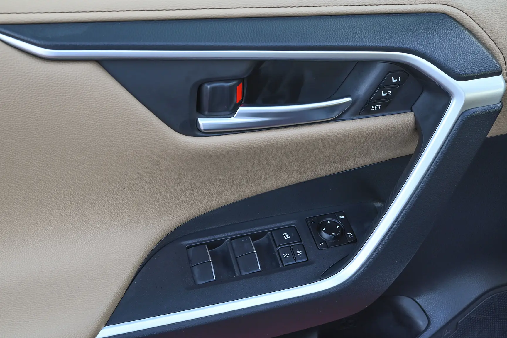 Used 2019 Toyota RAV4 VXR White – Driver Door Panel Full View at First Choice Cars Sharjah