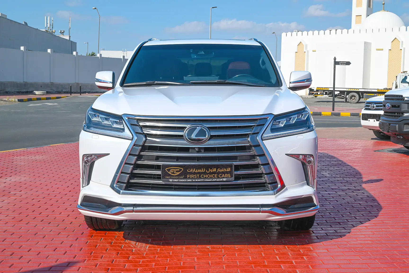 Used 2021 Lexus LX 570 25th Anniversary Edition in White – Front View