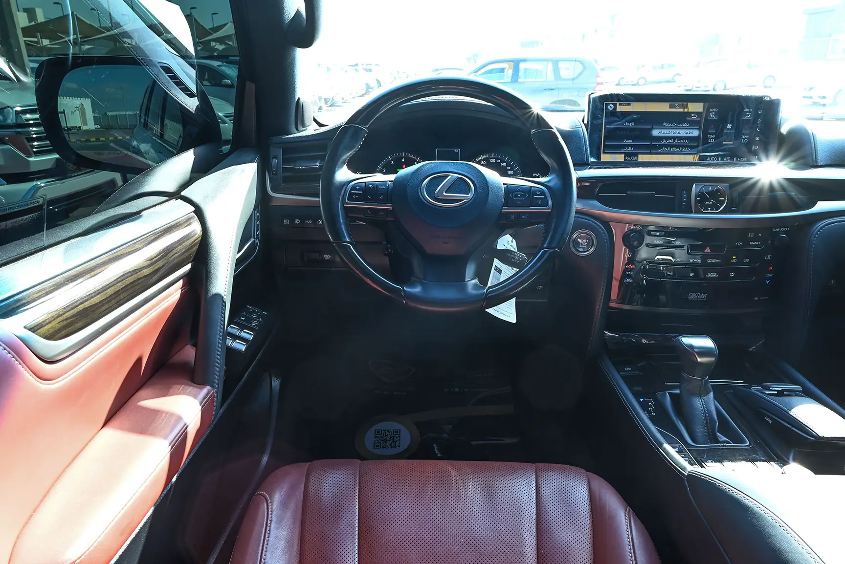Used 2021 Lexus LX 570 25th Anniversary Edition in White – Steering Wheel & Instrument Cluster