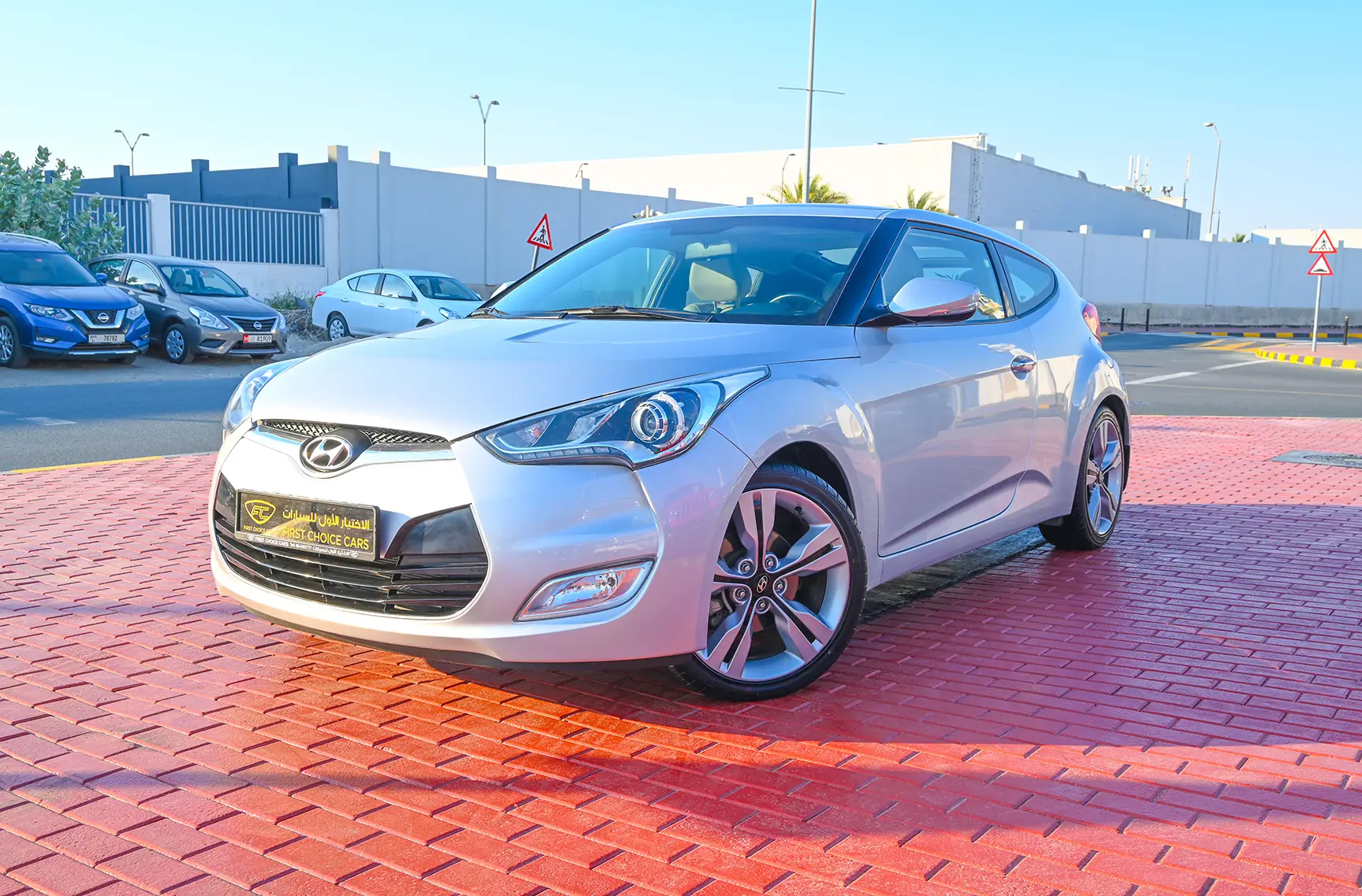 Used 2015 Hyundai Veloster GL Silver – Left Front Diagonal (45°) View at First Choice Cars Sharjah
