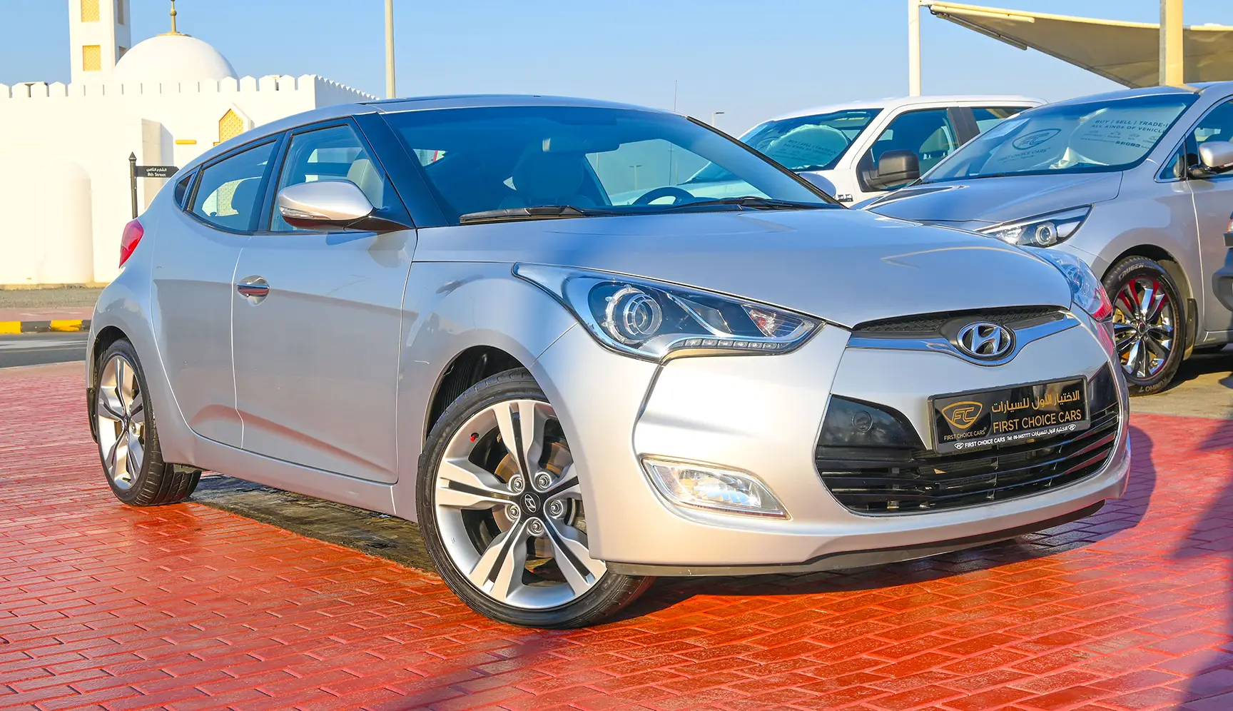 Used 2015 Hyundai Veloster GL Silver – Right Front Diagonal (45°) View at First Choice Cars Sharjah