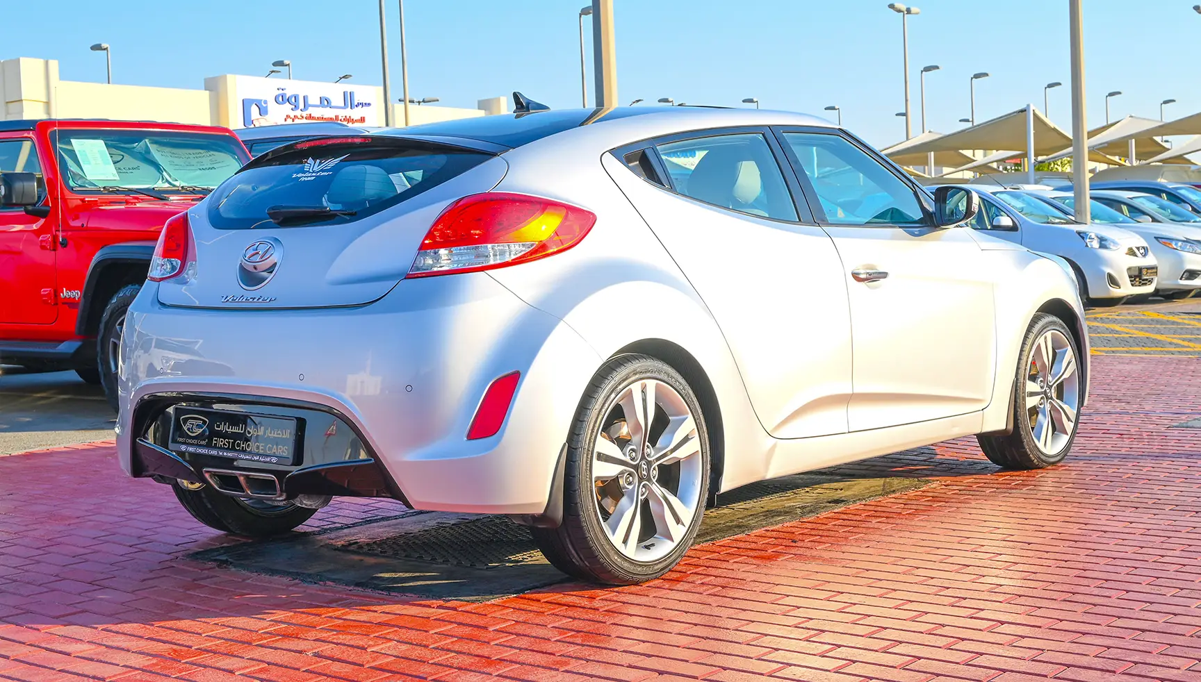 Used 2015 Hyundai Veloster GL Silver – Right Back Diagonal (45°) View at First Choice Cars Sharjah