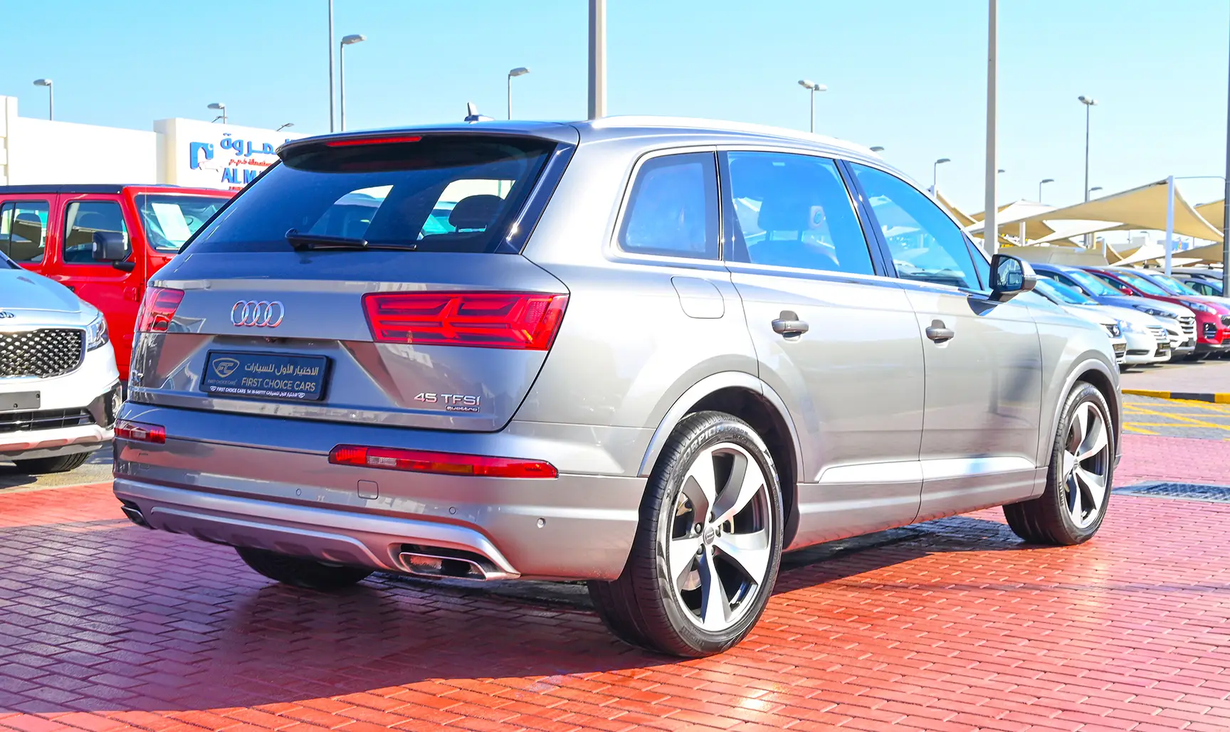 Used 2016 Audi Q7 S-Line Grey – Right Back Diagonal (45°) View at First Choice Cars Sharjah