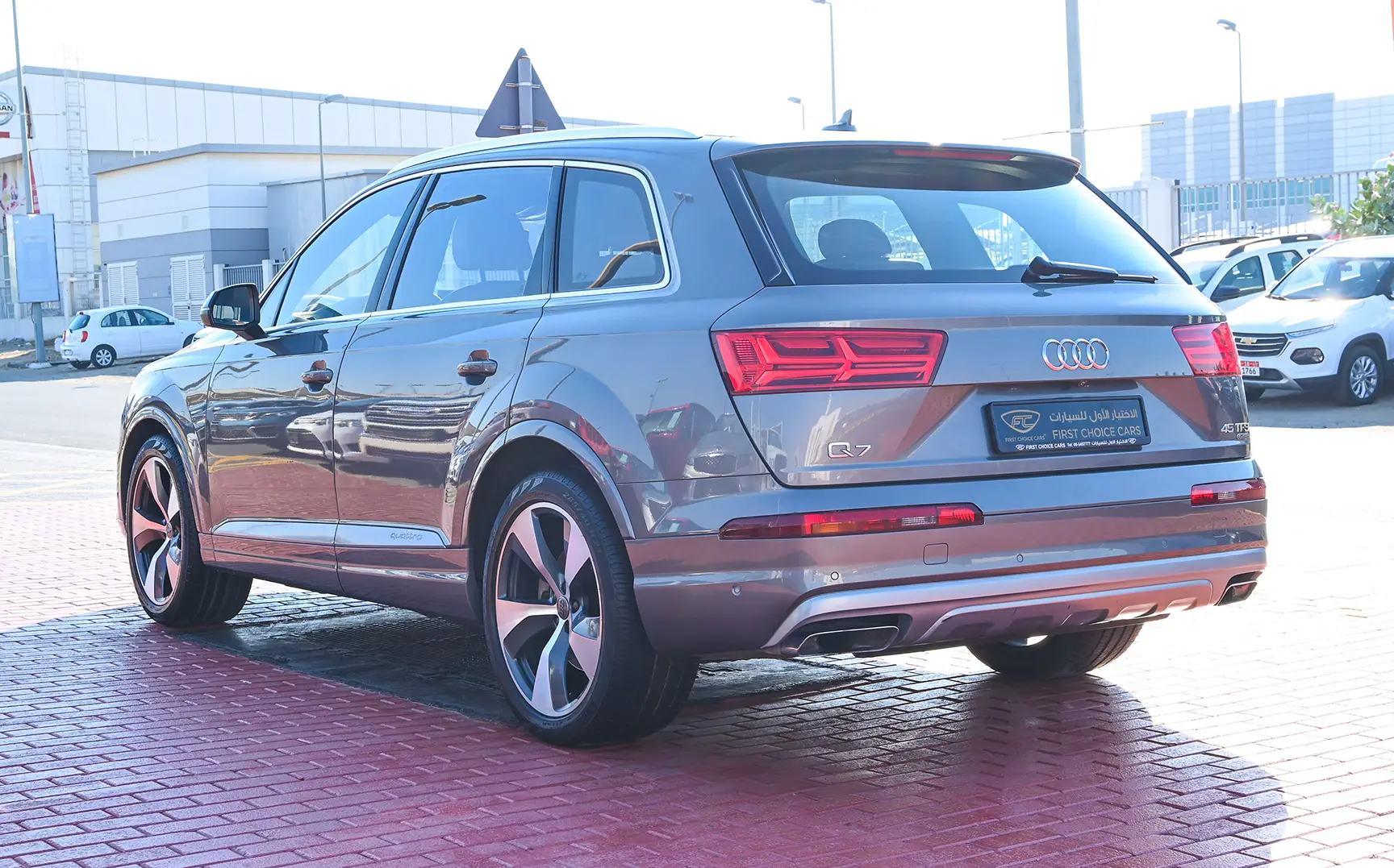 Used 2016 Audi Q7 S-Line Grey – Left Back Diagonal (45°) View at First Choice Cars Sharjah