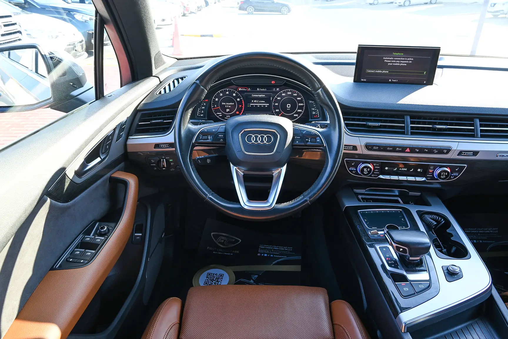 Used 2016 Audi Q7 S-Line Grey – Steering Wheel & Instrument Cluster at First Choice Cars Sharjah
